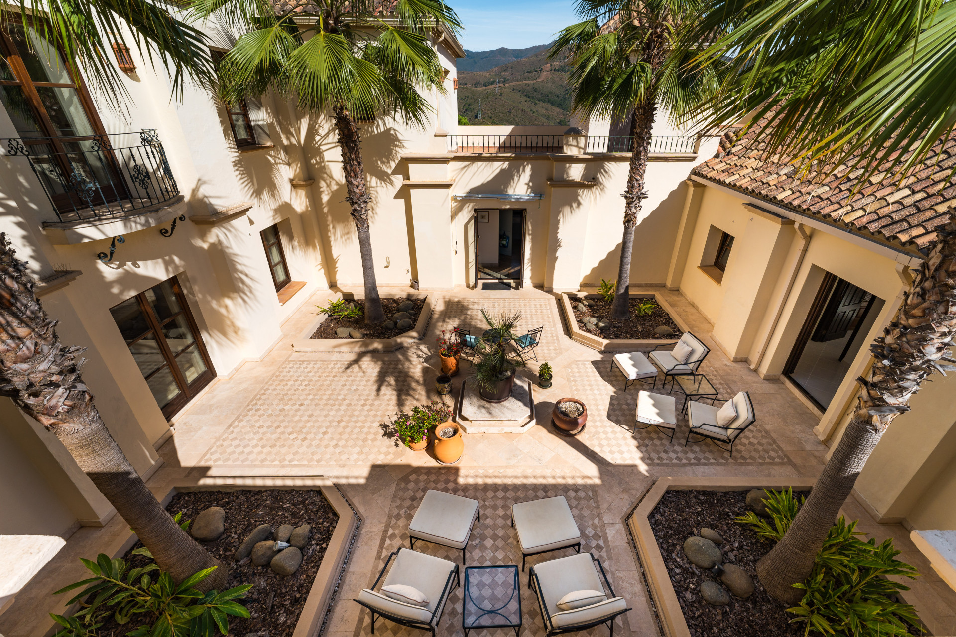  Image of Villa - 5 Bedrooms - 5 Bathrooms for sale in Malaga-Estepona-Spain, Image 22