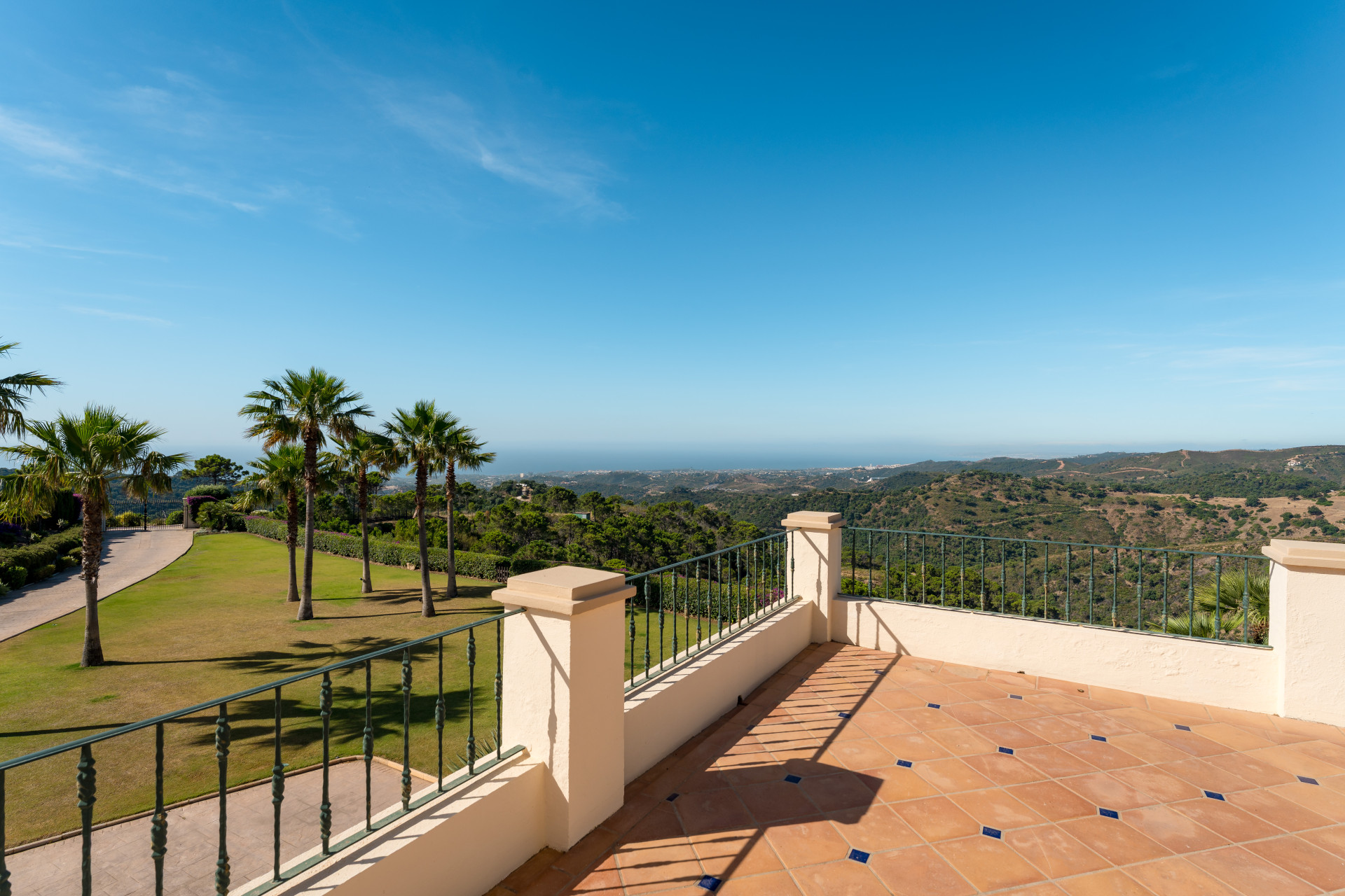  Image of Villa - 5 Bedrooms - 5 Bathrooms for sale in Malaga-Estepona-Spain, Image 47