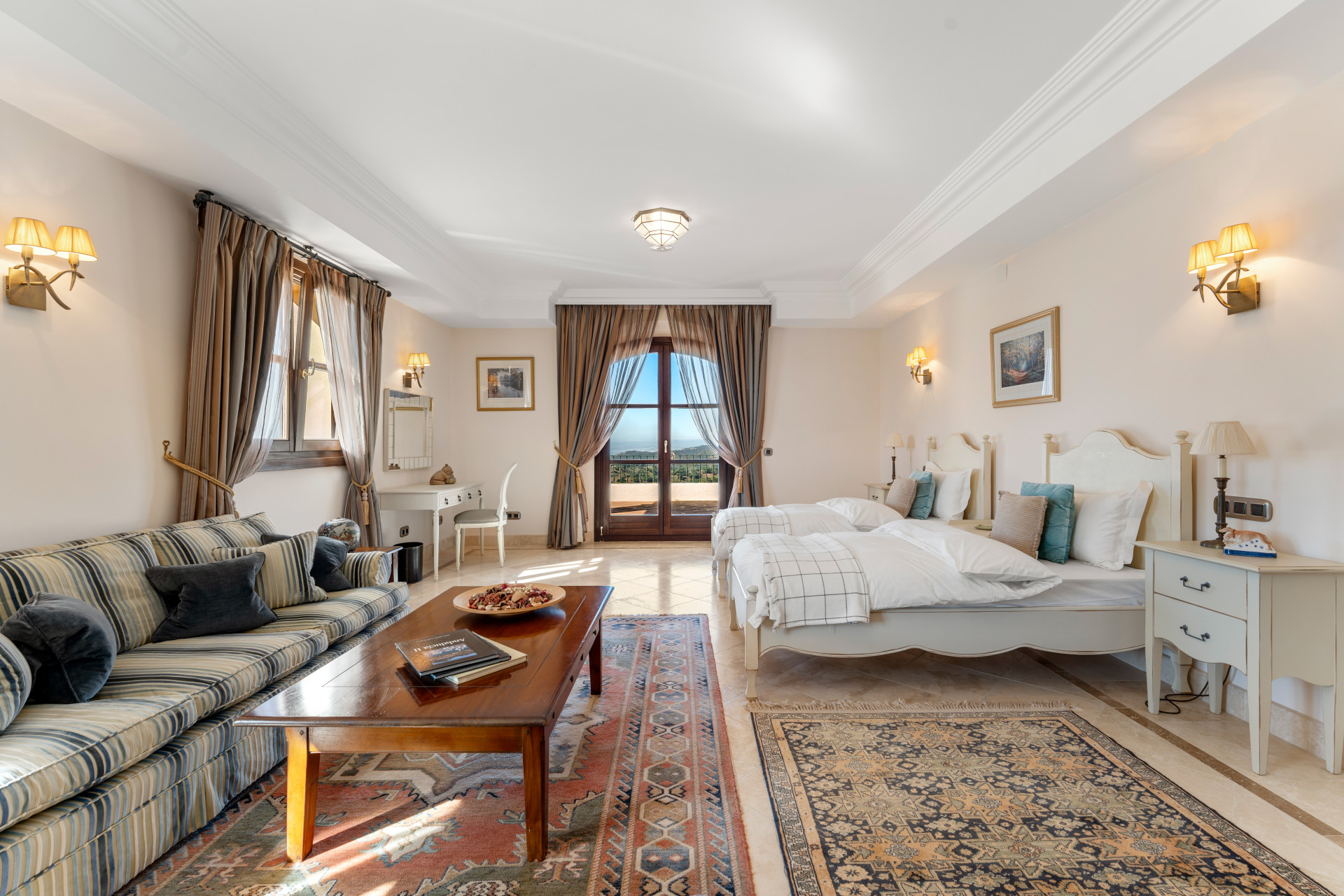  Image of Villa - 5 Bedrooms - 5 Bathrooms for sale in Malaga-Estepona-Spain, Image 16