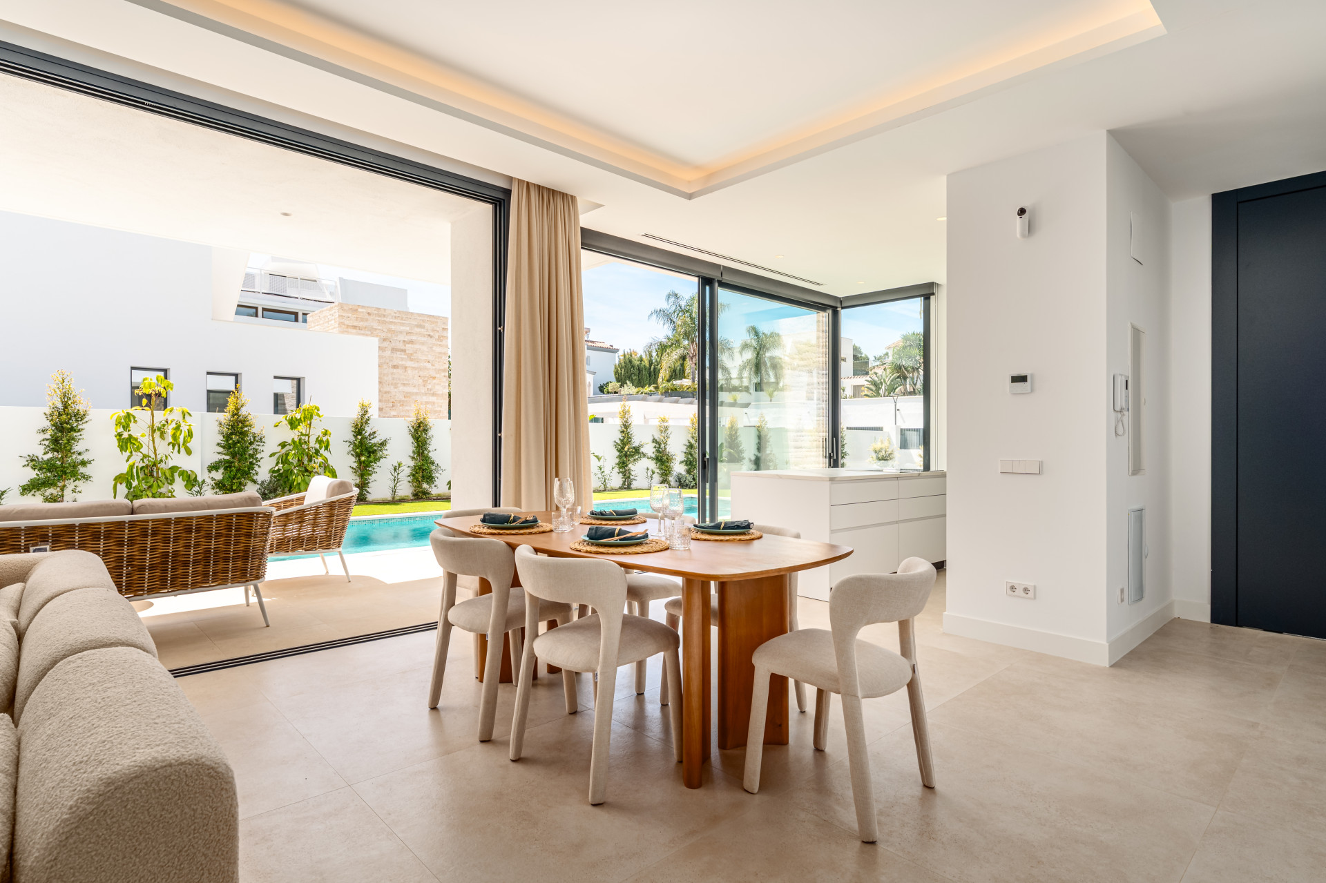 Image of Villa - 5 Bedrooms - 5 Bathrooms for Sale in Malaga-Estepona-Spain, Image 4