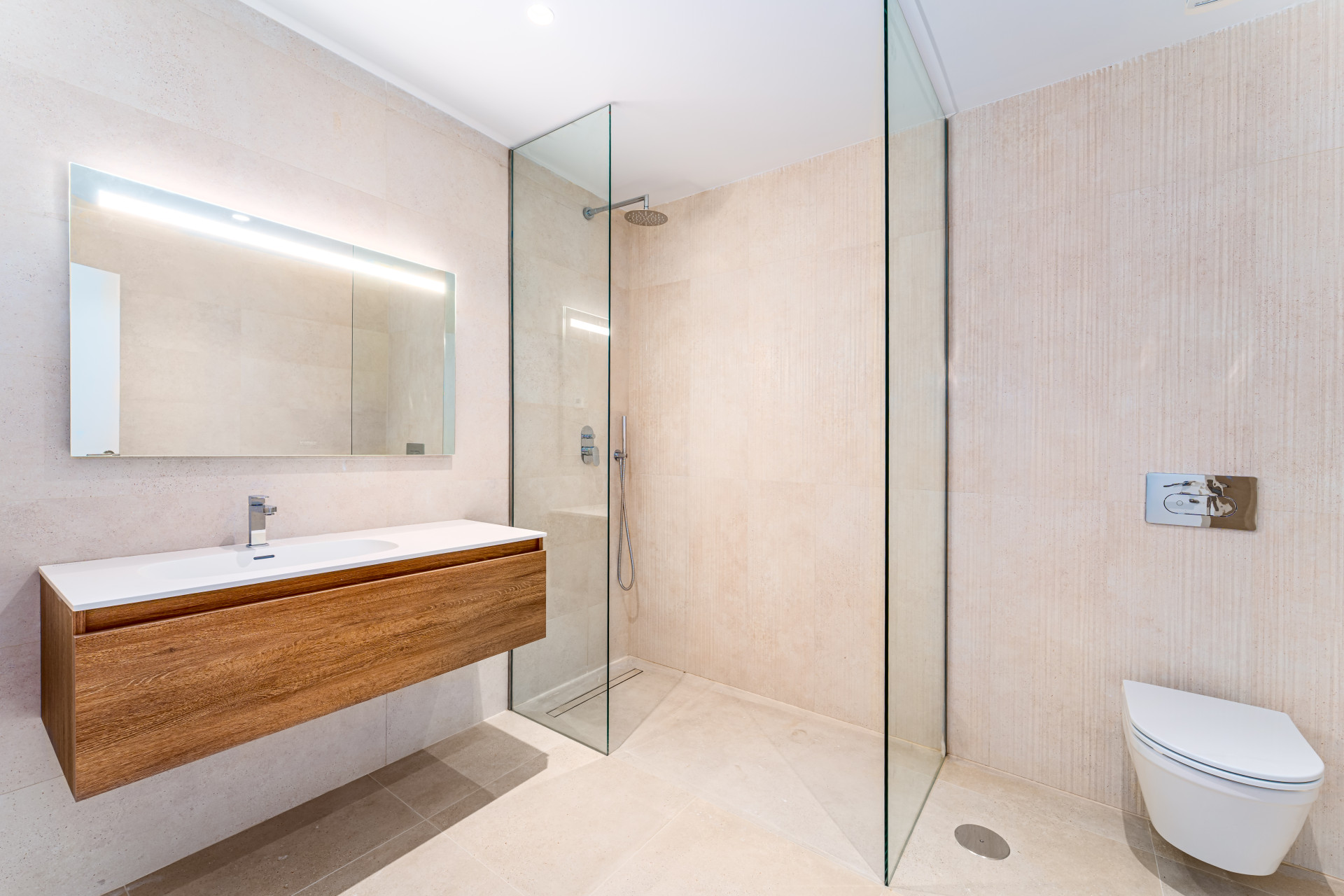  Image of Villa - 5 Bedrooms - 5 Bathrooms for sale in Malaga-Estepona-Spain, Image 14