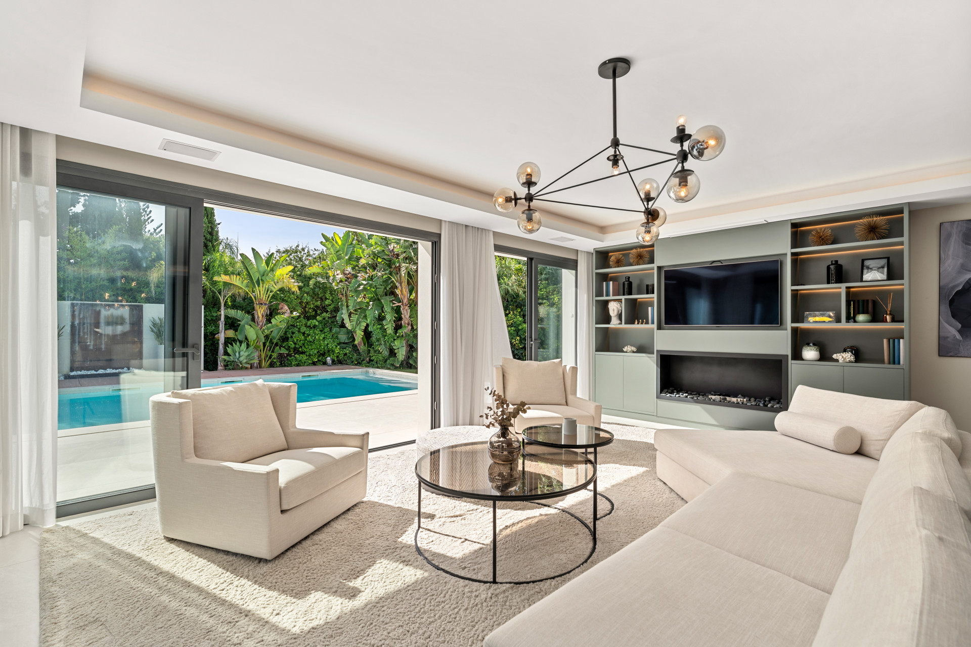  Image of Villa - 4 Bedrooms - 4 Bathrooms for sale in Malaga-Marbella-Spain, Image 18