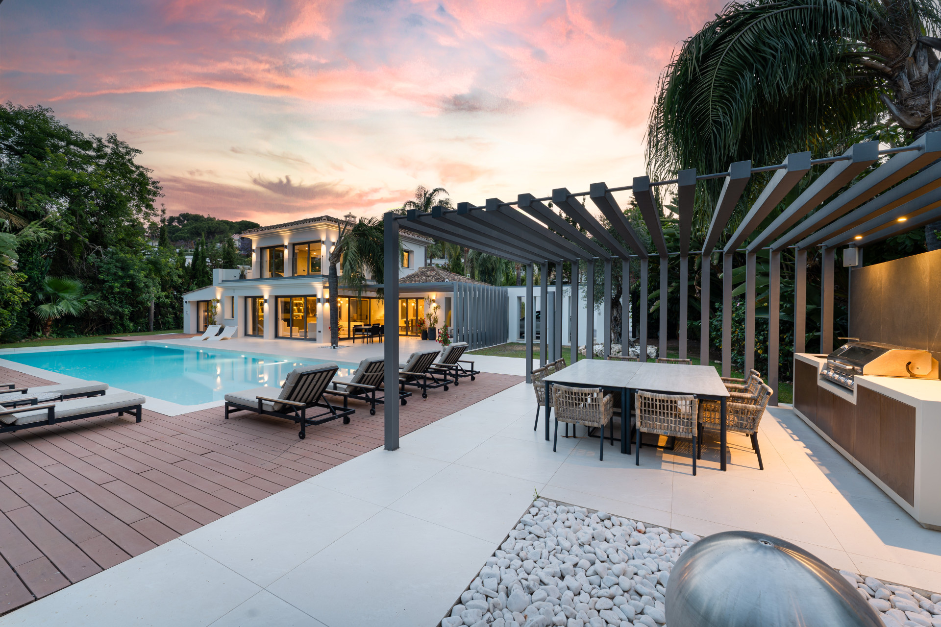  Image of Villa - 4 Bedrooms - 4 Bathrooms for sale in Malaga-Marbella-Spain, Image 54