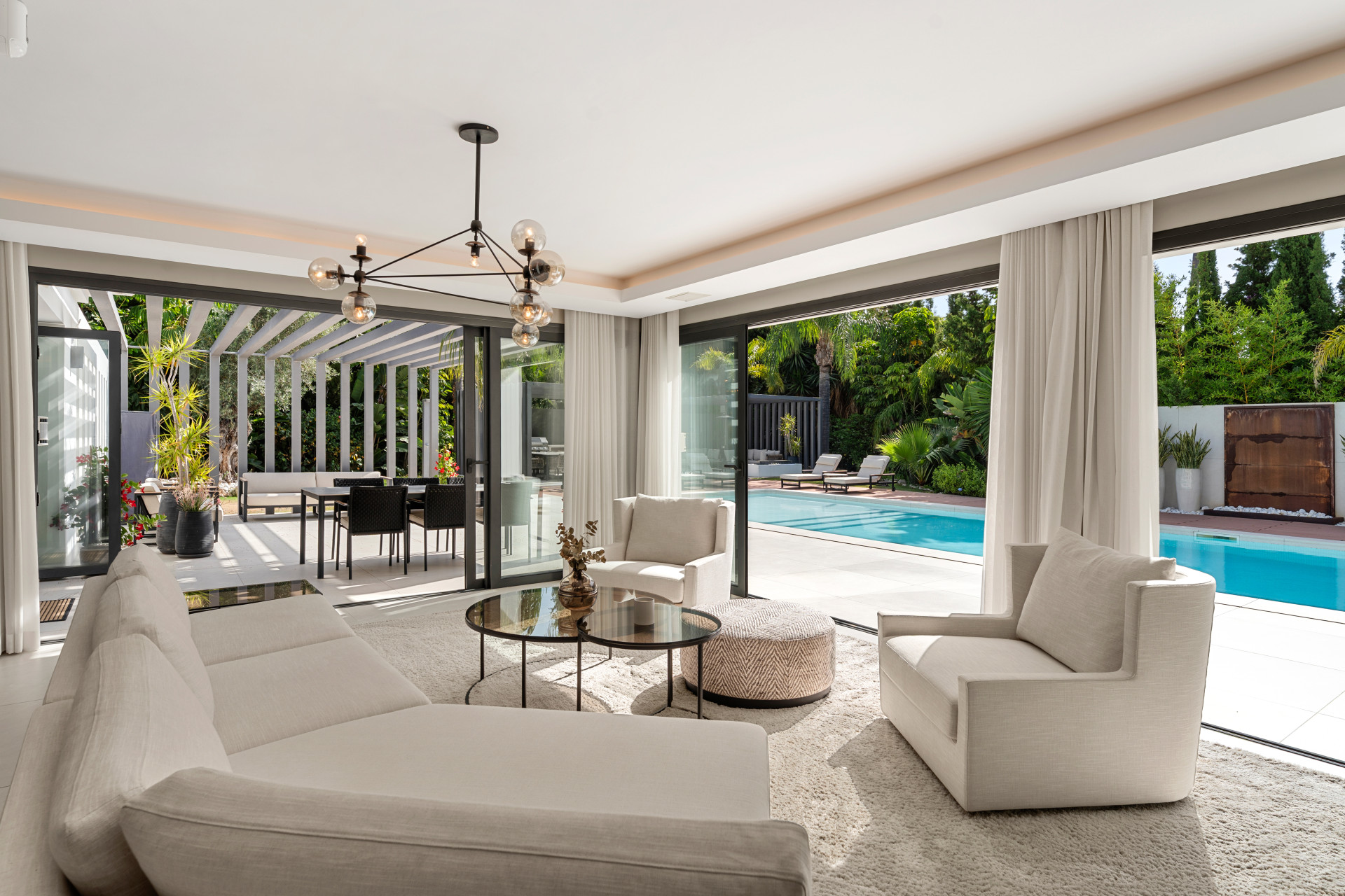  Image of Villa - 4 Bedrooms - 4 Bathrooms for sale in Malaga-Marbella-Spain, Image 15