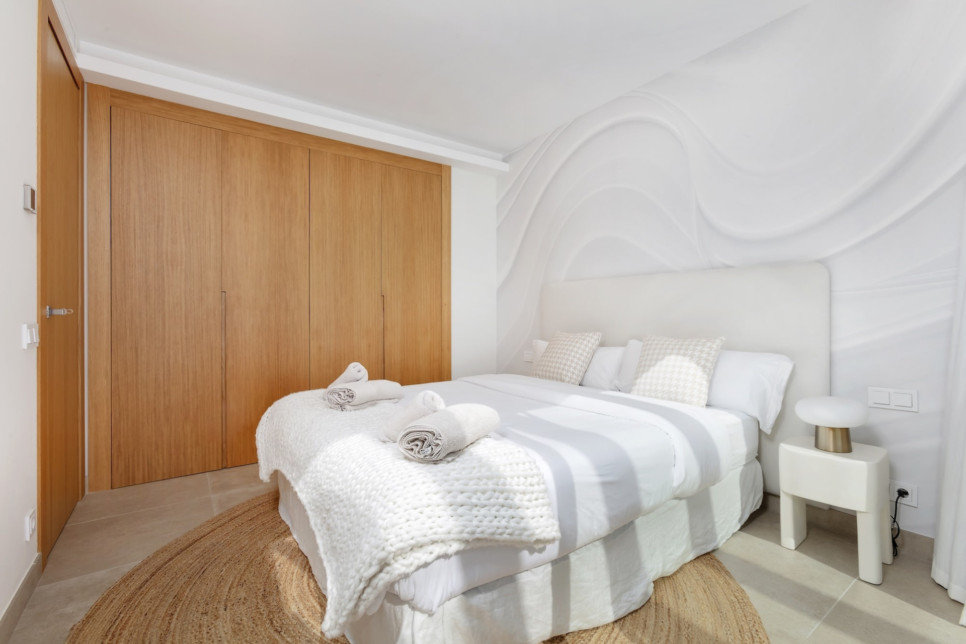  Image of Villa - 5 Bedrooms - 4 Bathrooms for sale in Malaga-Benahavis-Spain, Image 11