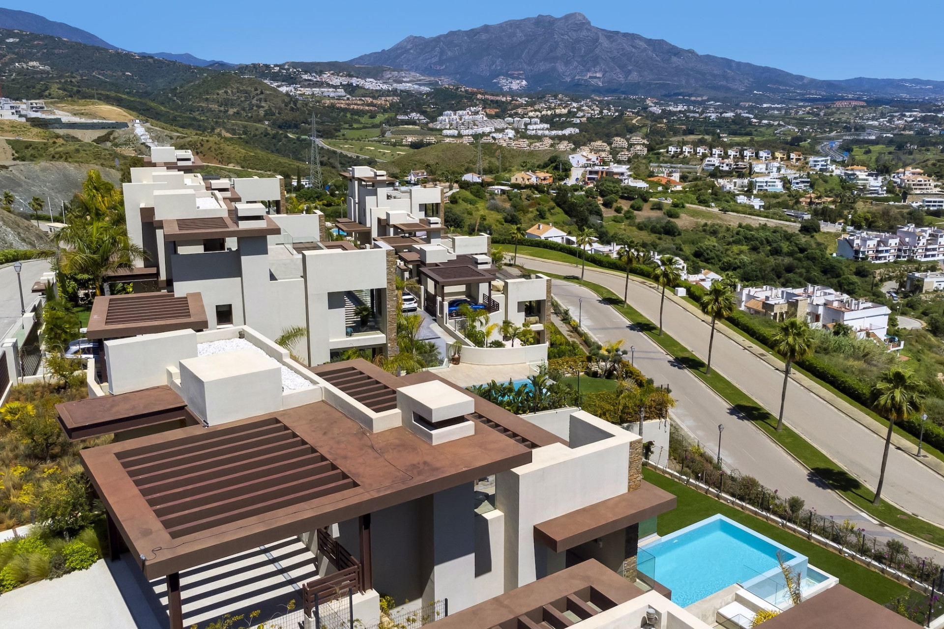  Image of Villa - 5 Bedrooms - 4 Bathrooms for sale in Malaga-Benahavis-Spain, Image 37