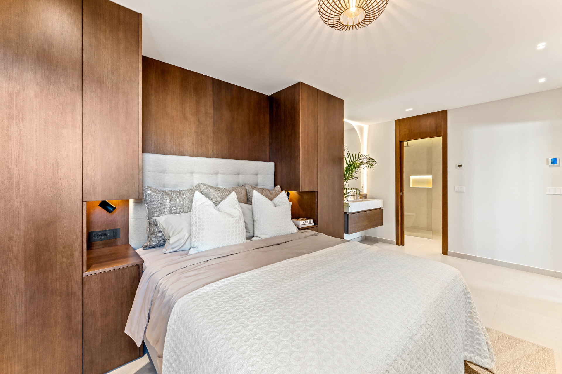  Image of Apartment - 3 Bedrooms - 2 Bathrooms for sale in Malaga-Marbella-Spain, Image 10