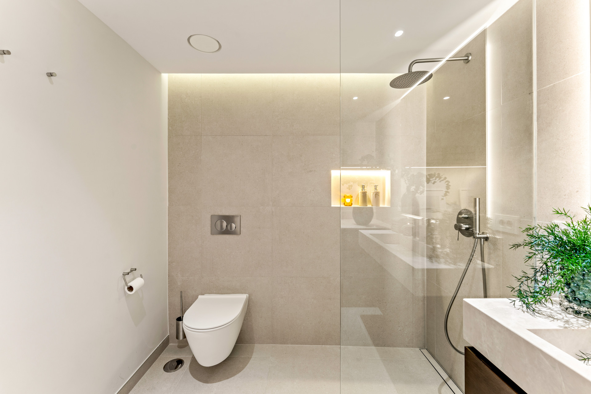  Image of Apartment - 3 Bedrooms - 2 Bathrooms for sale in Malaga-Marbella-Spain, Image 14
