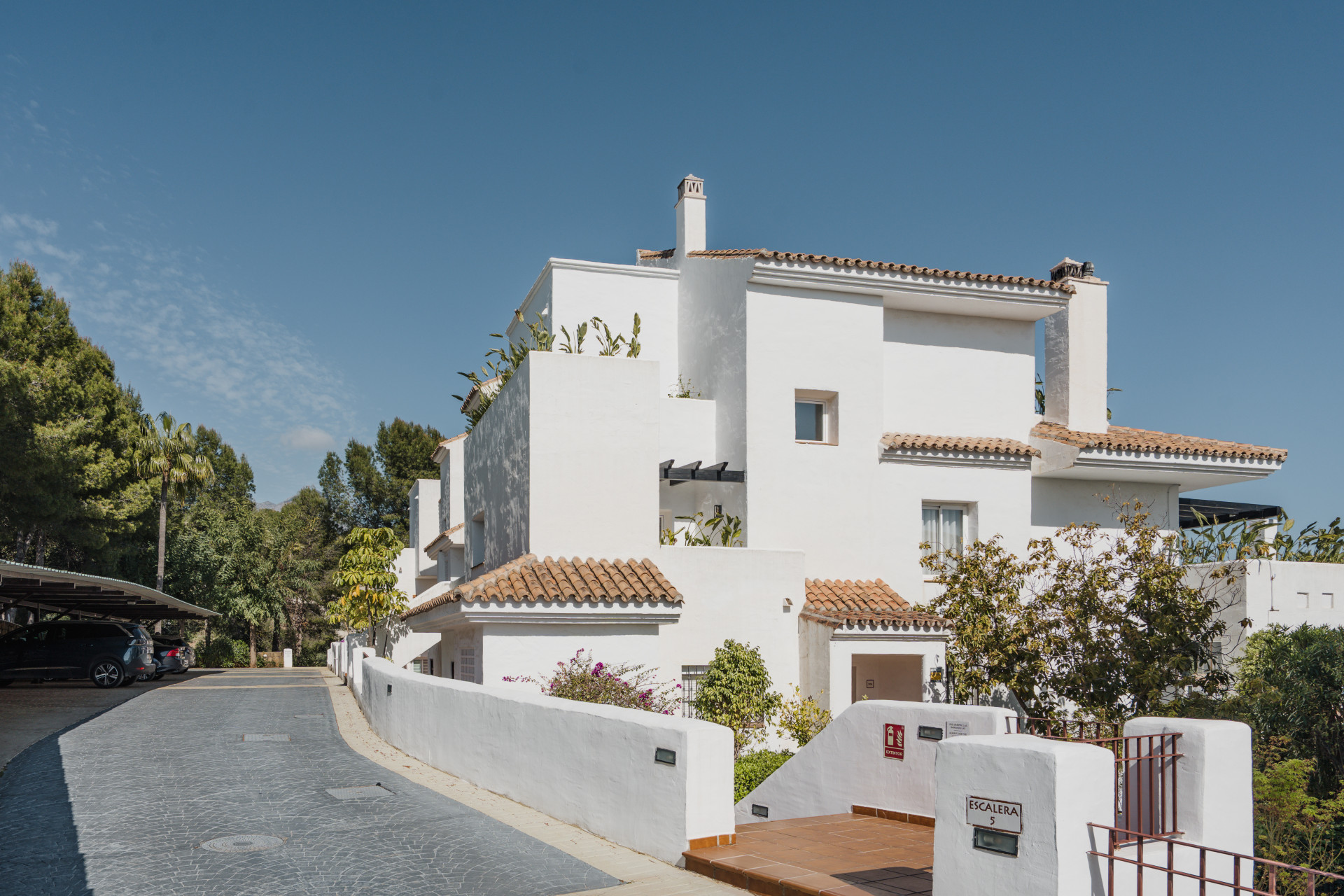  Image of Ground Floor Apartment - 3 Bedrooms - 2 Bathrooms for sale in Malaga-Marbella-Spain, Image 22