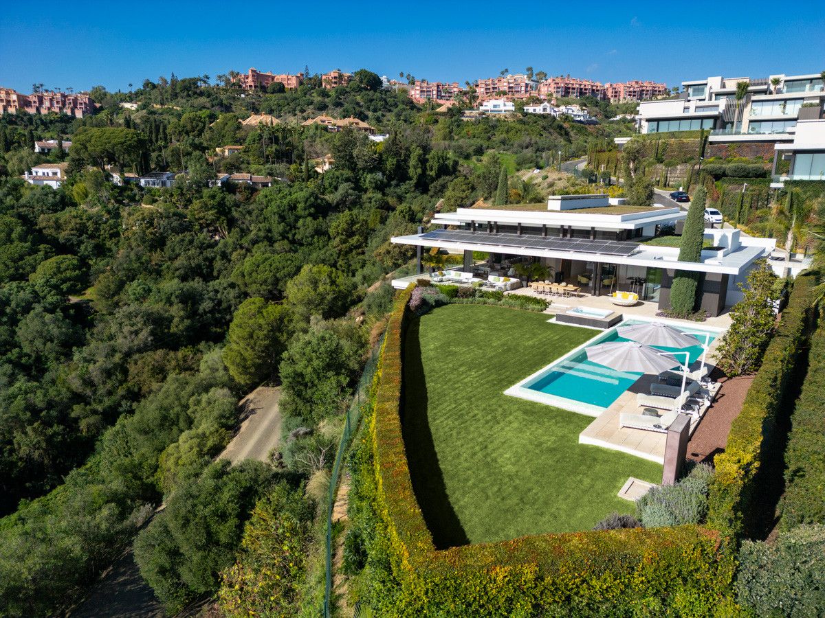  Image of Villa - 6 Bedrooms - 6 Bathrooms for sale in Malaga-Benahavis-Spain, Image 34