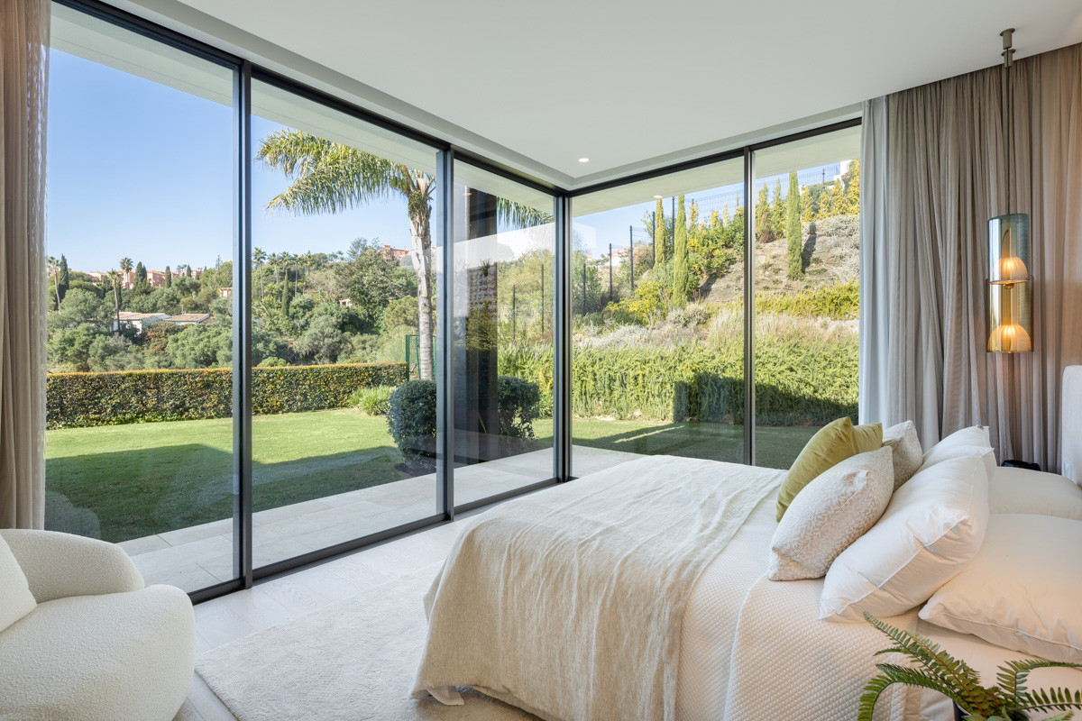  Image of Villa - 6 Bedrooms - 6 Bathrooms for sale in Malaga-Benahavis-Spain, Image 13
