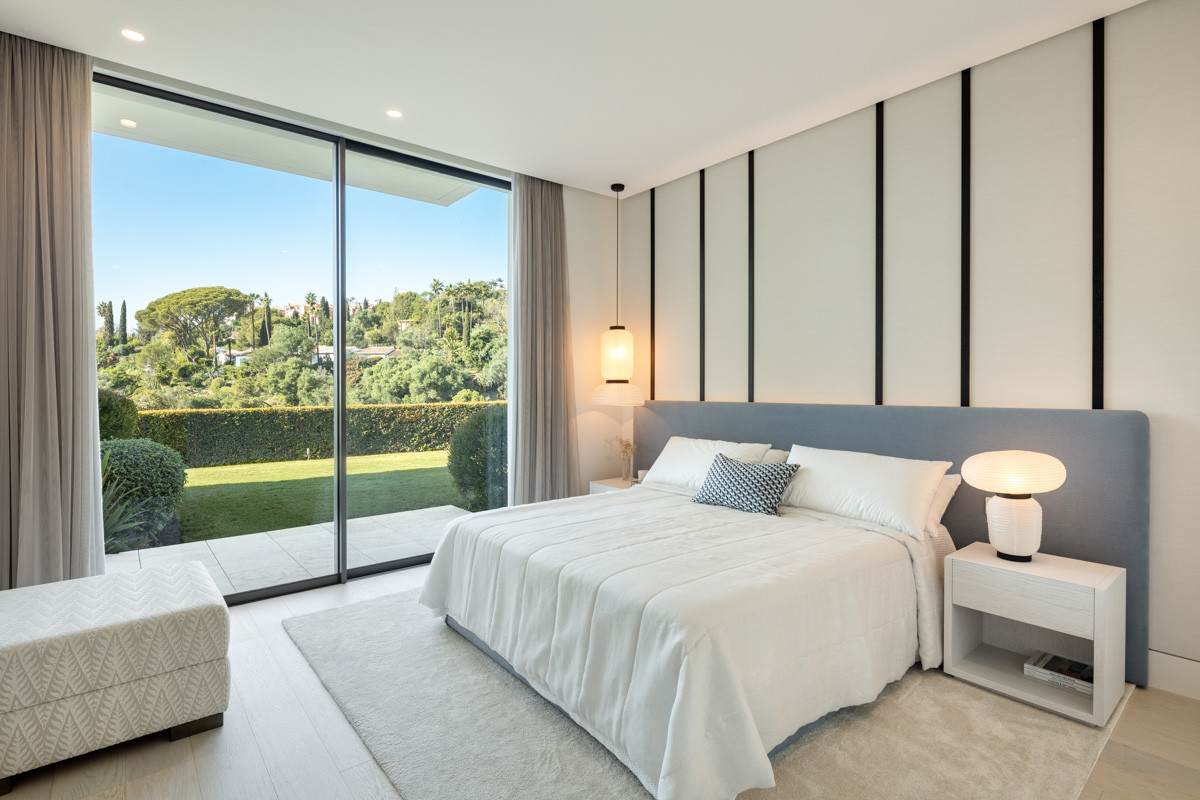  Image of Villa - 6 Bedrooms - 6 Bathrooms for sale in Malaga-Benahavis-Spain, Image 16
