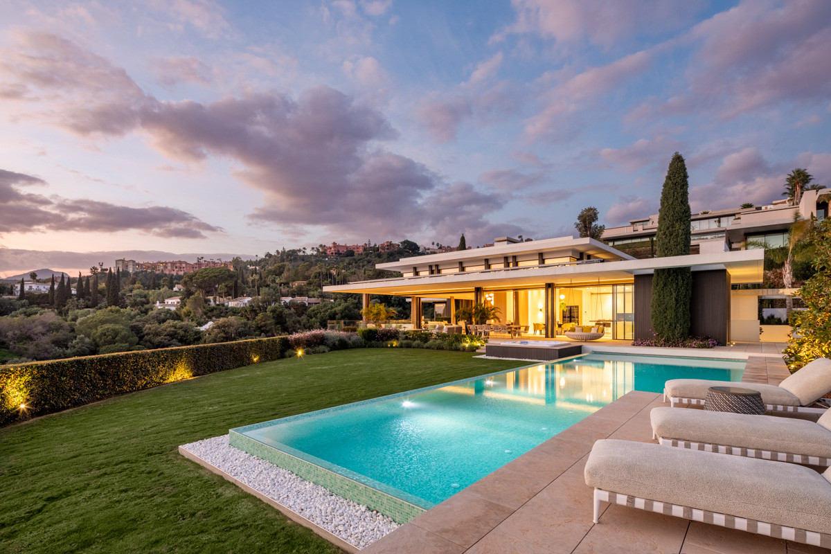 Image of Villa - 6 Bedrooms - 6 Bathrooms for Sale in Malaga-Benahavis-Spain, Image 1