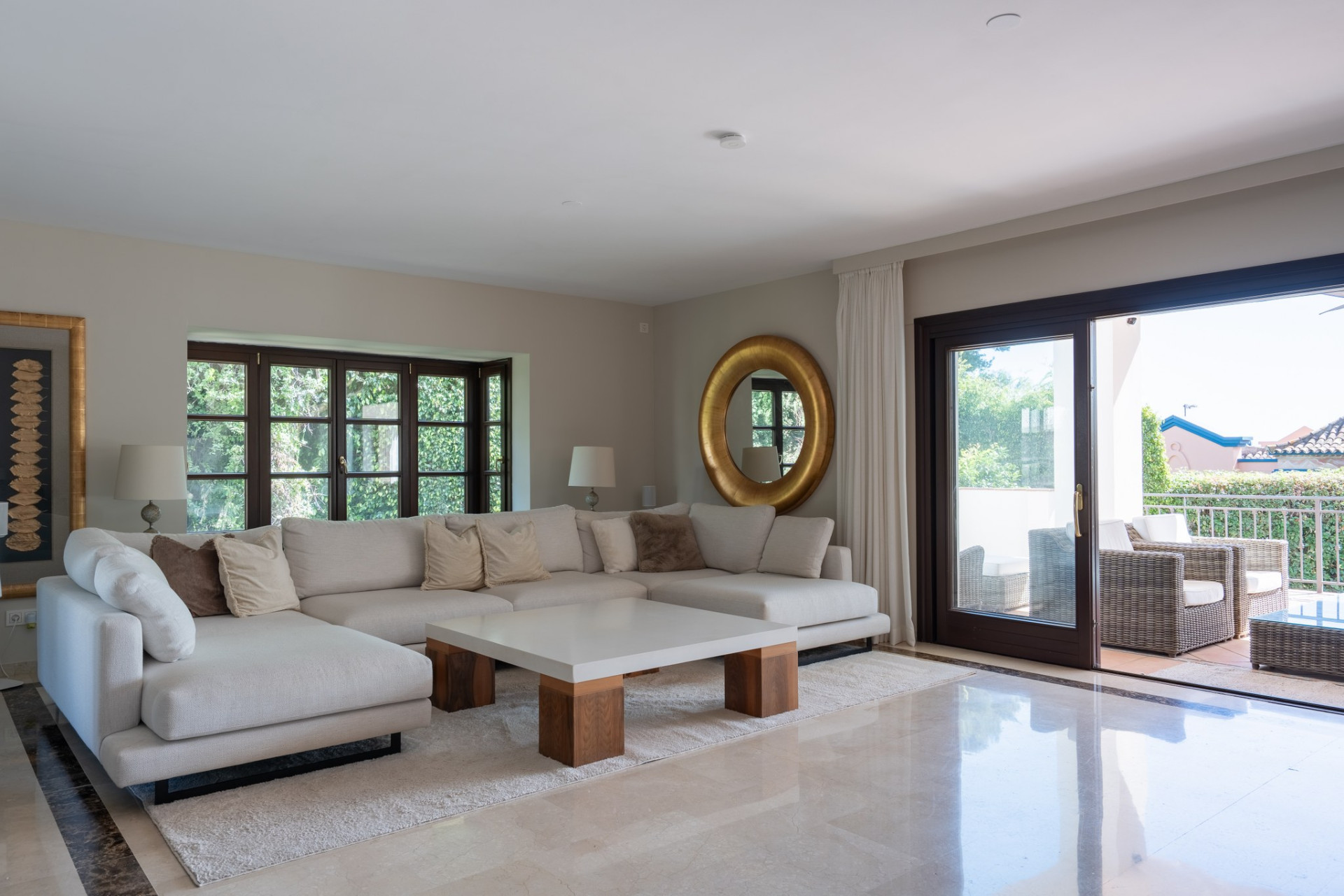  Image of Villa - 4 Bedrooms - 5 Bathrooms for sale in Malaga-Marbella-Spain, Image 6