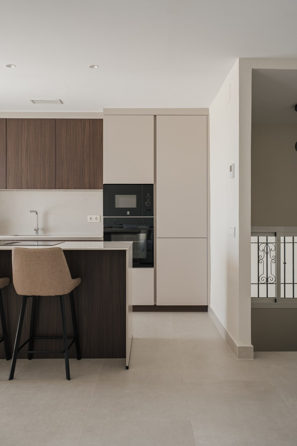  Image of Duplex - 3 Bedrooms - 2 Bathrooms for sale in Malaga-Benahavis-Spain, Image 8