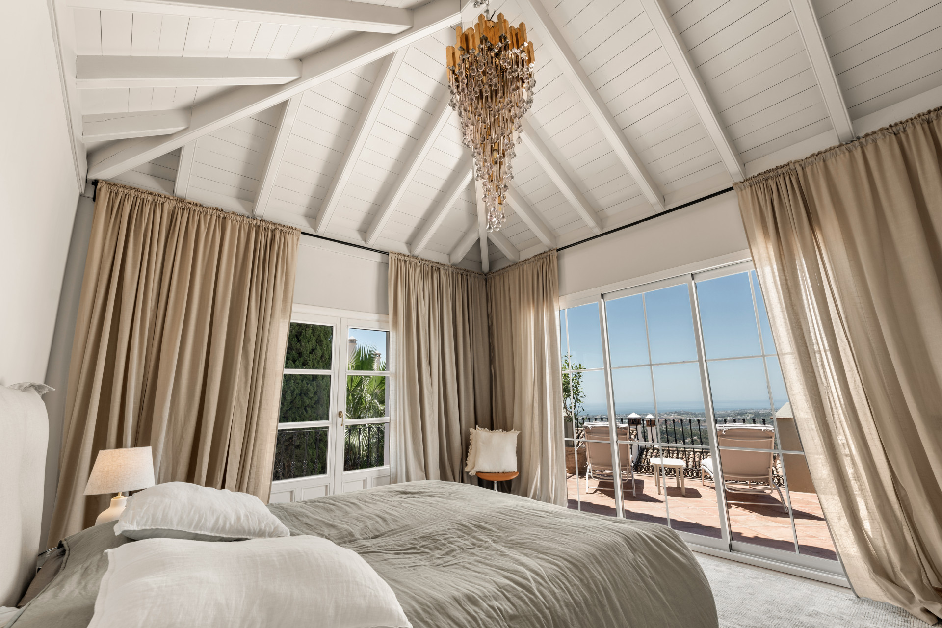 Image of Villa - 5 Bedrooms - 5 Bathrooms for Sale in Malaga-Benahavis-Spain, Image 1