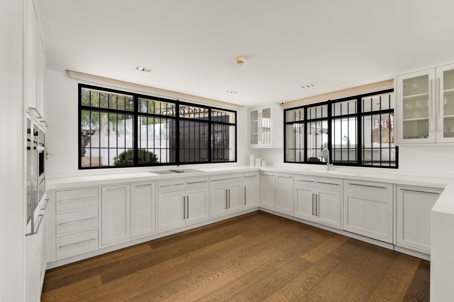  Image of Villa - 7 Bedrooms - 7 Bathrooms for sale in Malaga-Marbella-Spain, Image 6