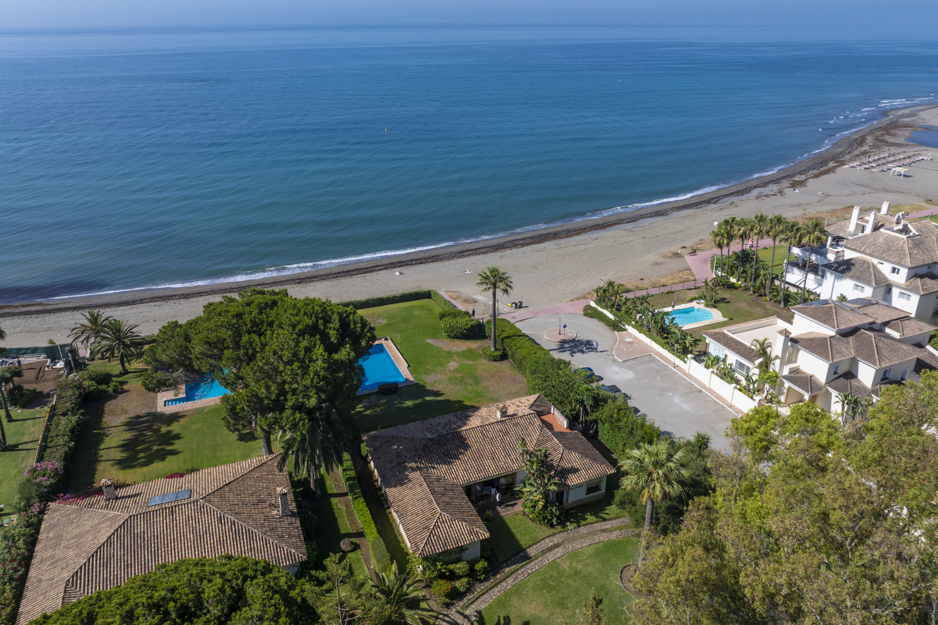  Image of Villa - 5 Bedrooms - 3 Bathrooms for sale in Malaga-Estepona-Spain, Image 13