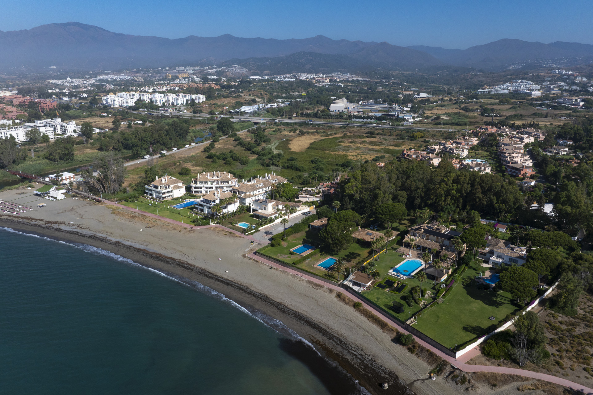  Image of Villa - 5 Bedrooms - 3 Bathrooms for sale in Malaga-Estepona-Spain, Image 21