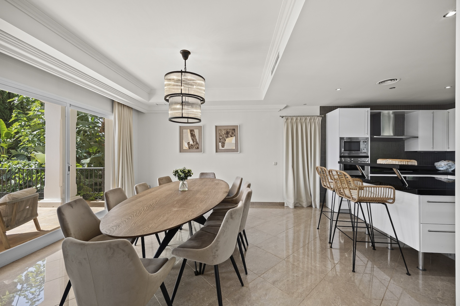  Image of Villa - 8 Bedrooms - 6 Bathrooms for sale in Malaga-Benahavis-Spain, Image 11