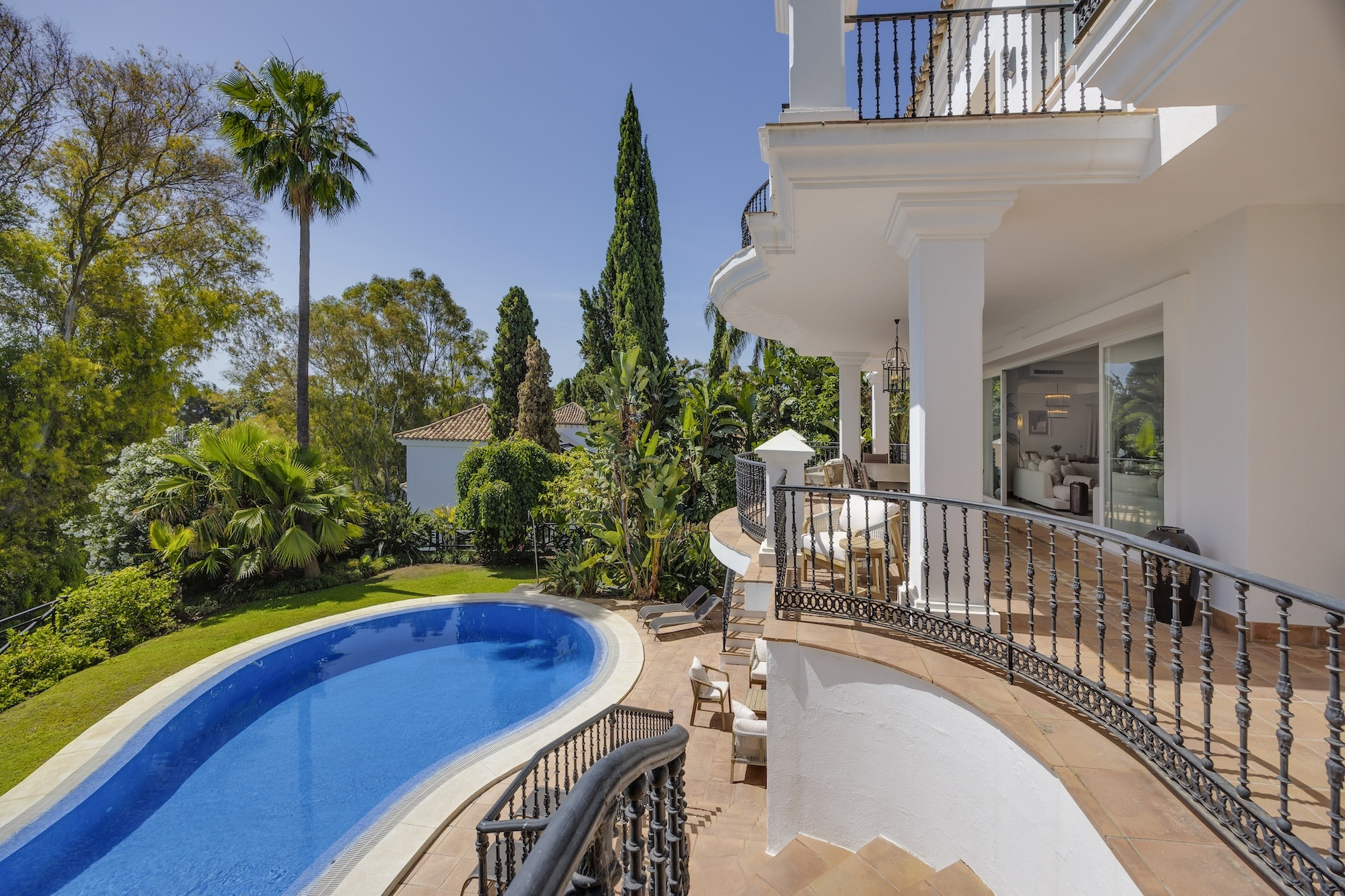  Image of Villa - 8 Bedrooms - 6 Bathrooms for sale in Malaga-Benahavis-Spain, Image 39
