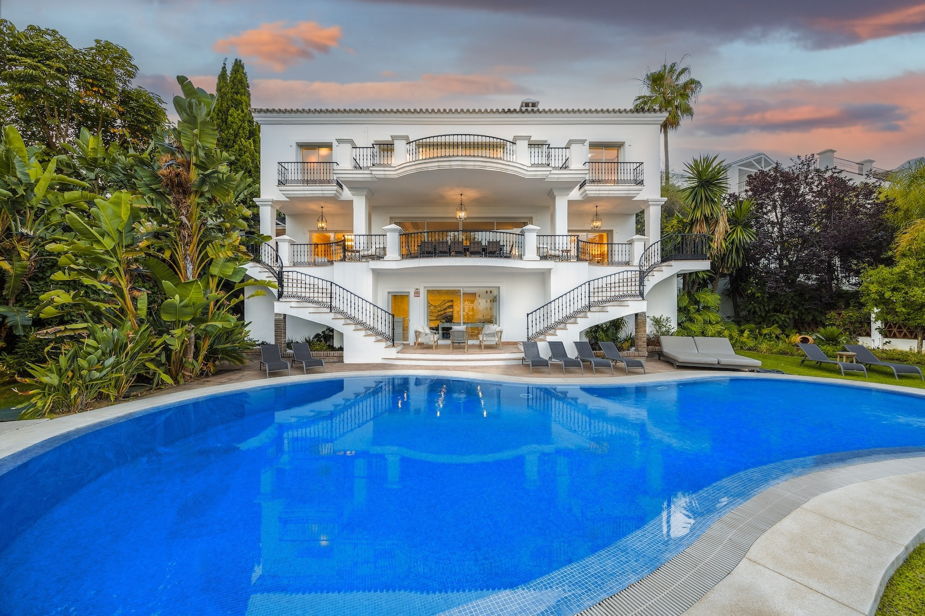  Image of Villa - 8 Bedrooms - 6 Bathrooms for sale in Malaga-Benahavis-Spain, Image 37
