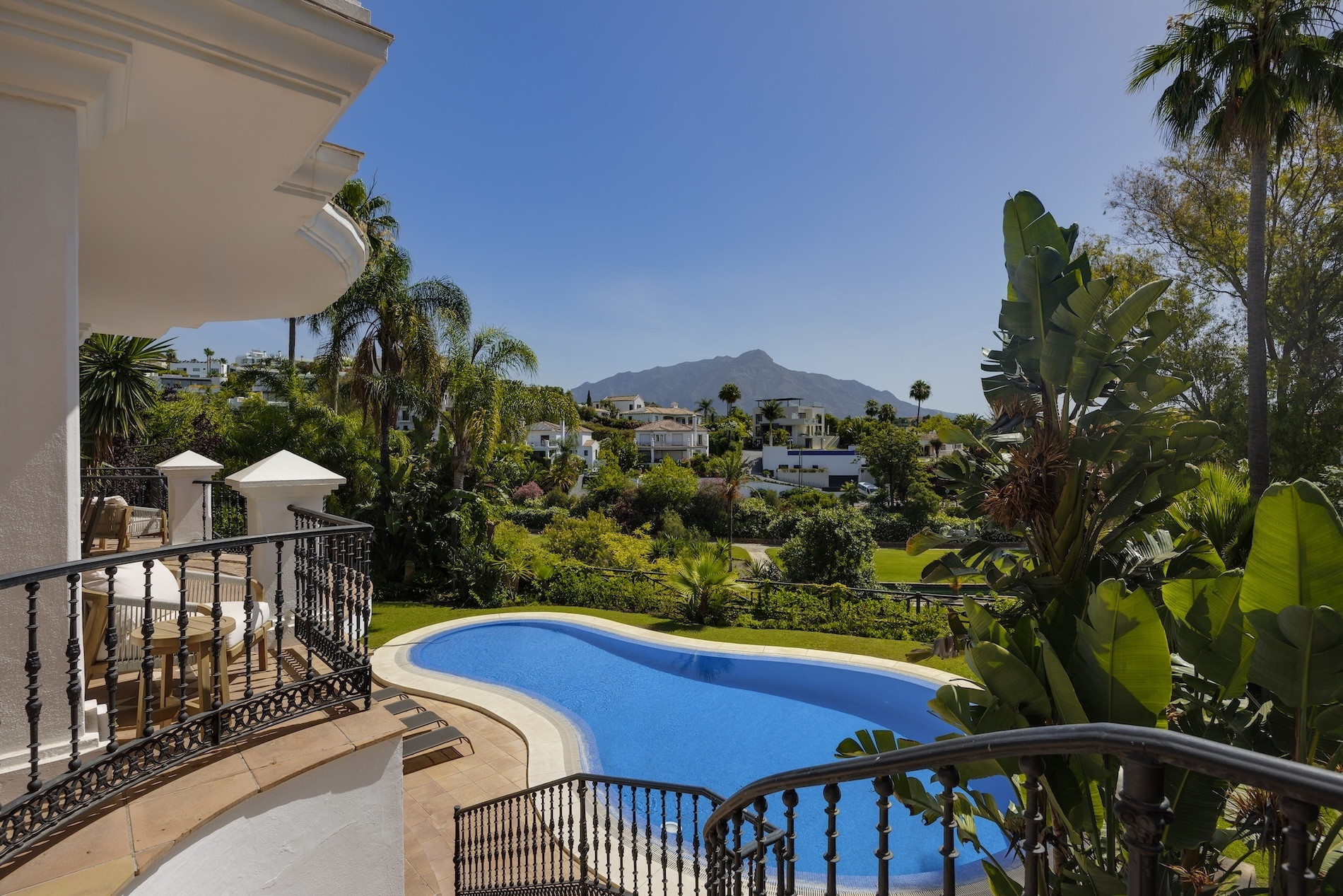 Image of Villa - 8 Bedrooms - 6 Bathrooms for Sale in Malaga-Benahavis-Spain, Image 2