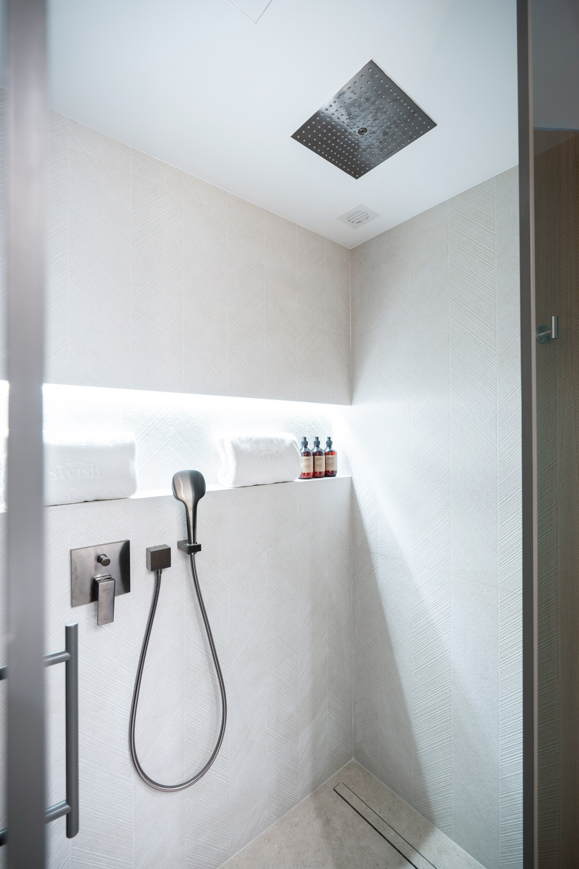  Image of Apartment - 2 Bedrooms - 1 Bathrooms for sale in Malaga-Marbella-Spain, Image 39