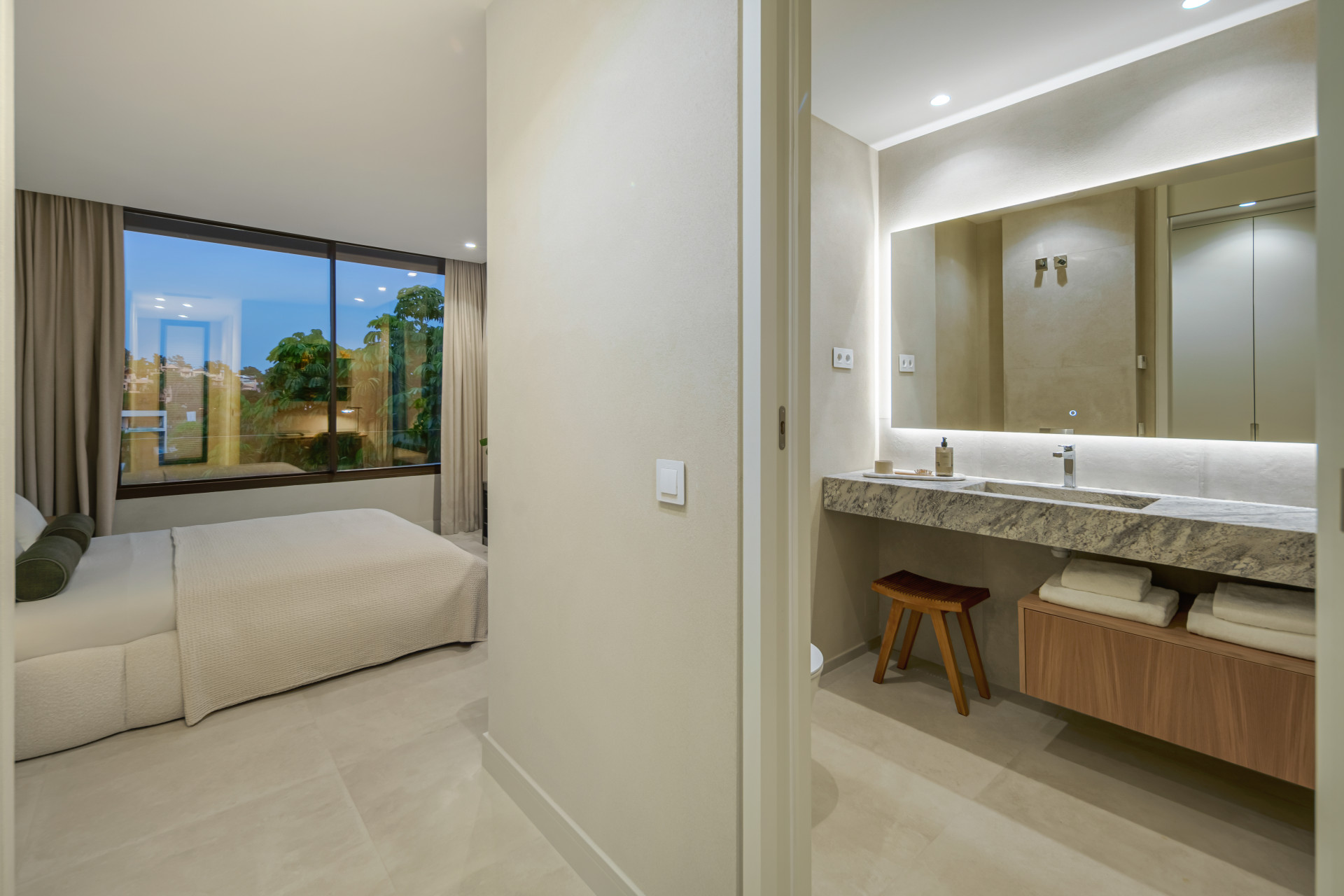  Image of Villa - 4 Bedrooms - 4 Bathrooms for sale in Malaga-Estepona-Spain, Image 33