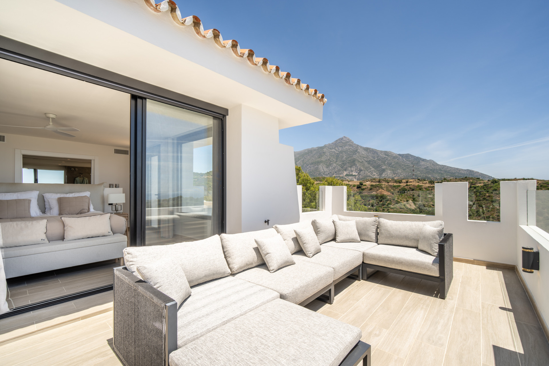  Image of Villa - 5 Bedrooms - 5 Bathrooms for sale in Malaga-Marbella-Spain, Image 15