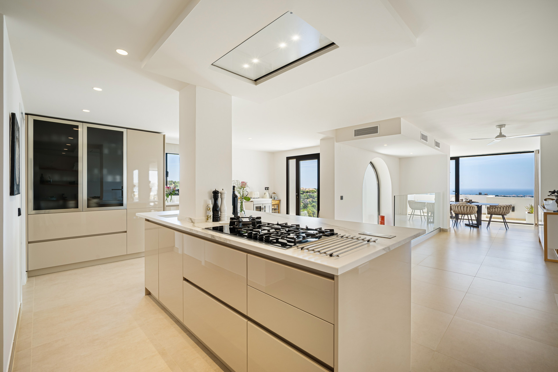  Image of Villa - 5 Bedrooms - 5 Bathrooms for sale in Malaga-Marbella-Spain, Image 11
