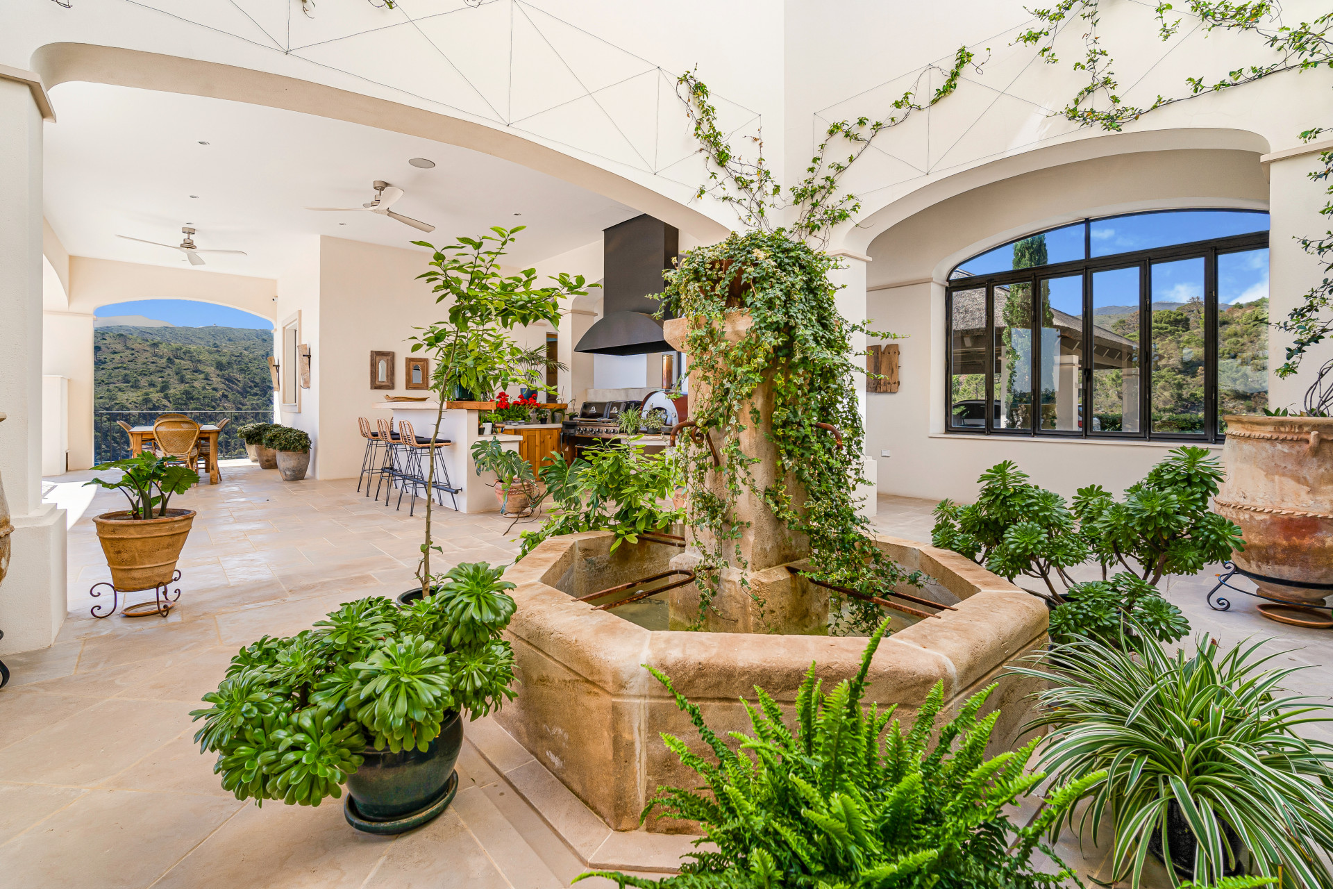  Image of Villa - 6 Bedrooms - 6 Bathrooms for sale in Malaga-Benahavis-Spain, Image 15