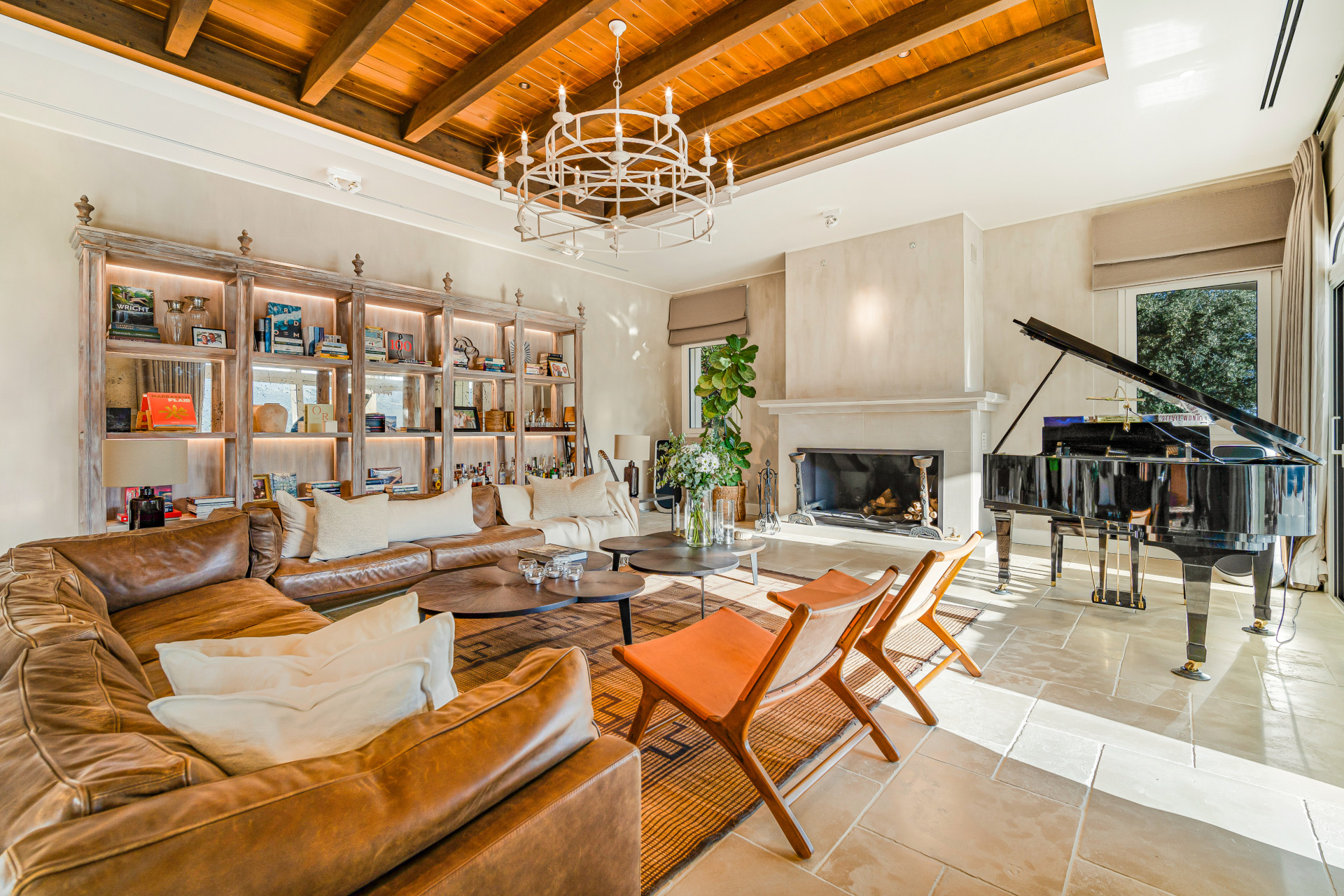 Image of Villa - 6 Bedrooms - 6 Bathrooms for Sale in Malaga-Benahavis-Spain, Image 4