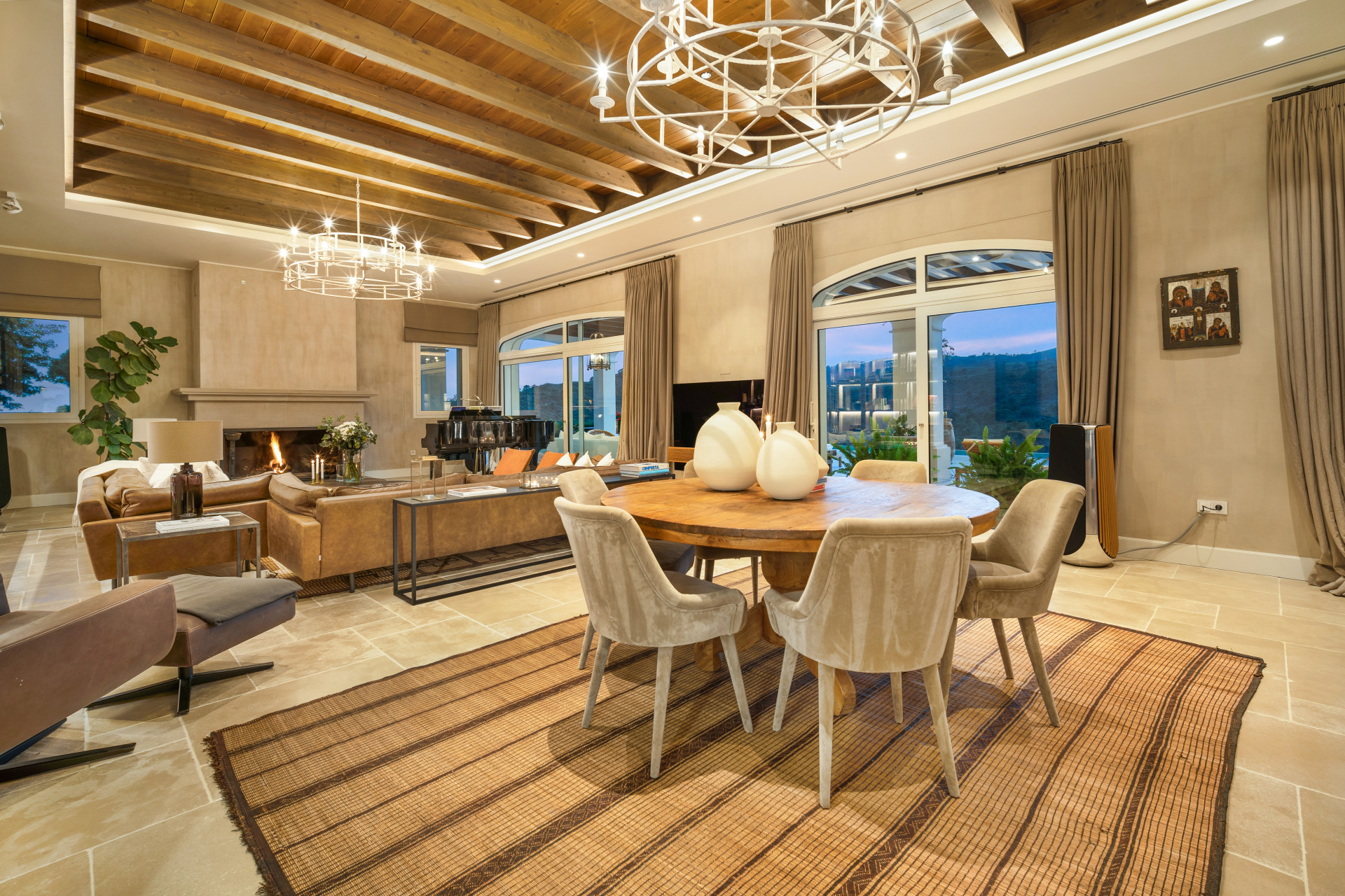  Image of Villa - 6 Bedrooms - 6 Bathrooms for sale in Malaga-Benahavis-Spain, Image 10