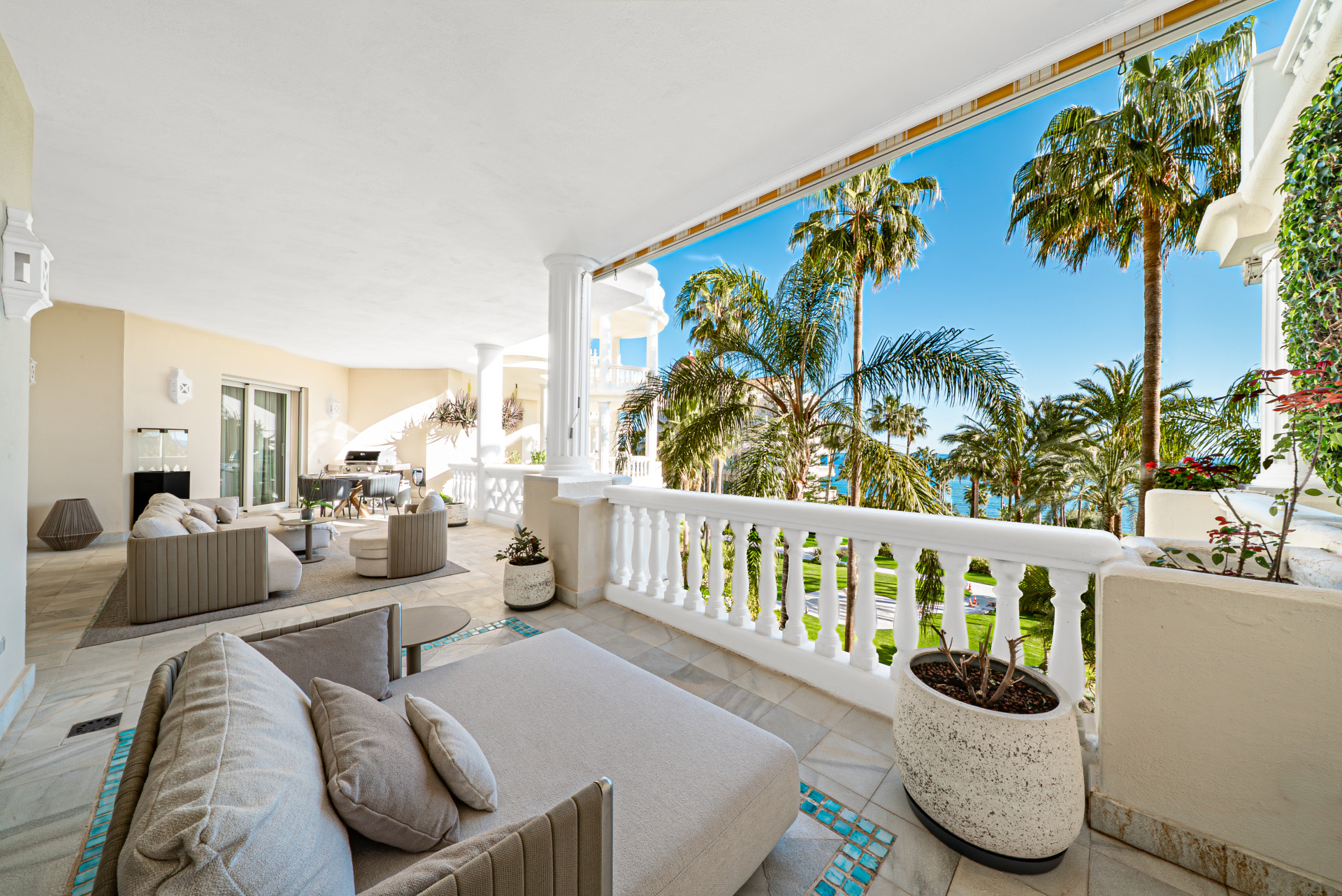 Image of Apartment - 3 Bedrooms - 2 Bathrooms for Sale in Malaga-Estepona-Spain, Image 2