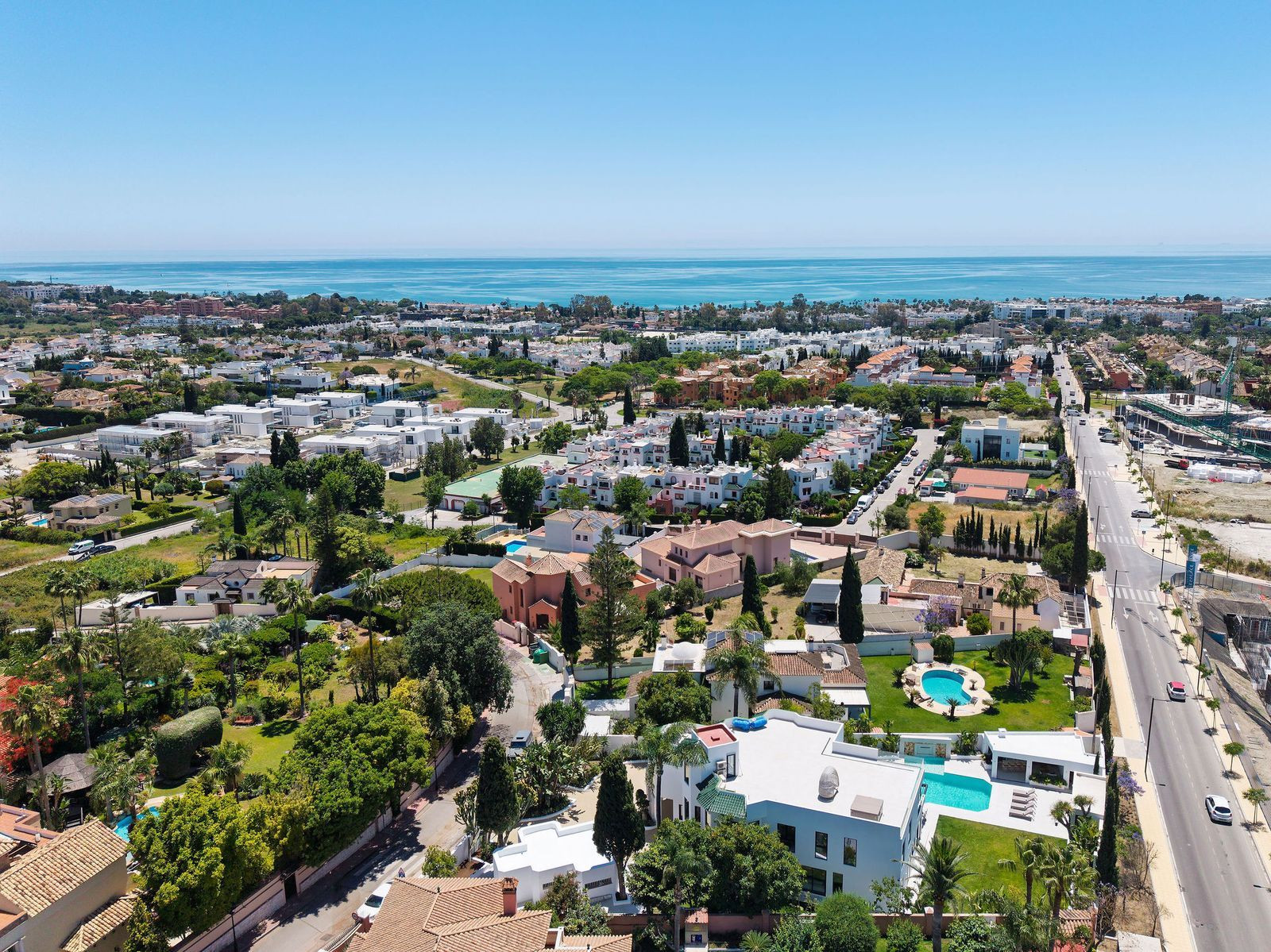  Image of Villa - 6 Bedrooms - 6 Bathrooms for sale in Malaga-Estepona-Spain, Image 37