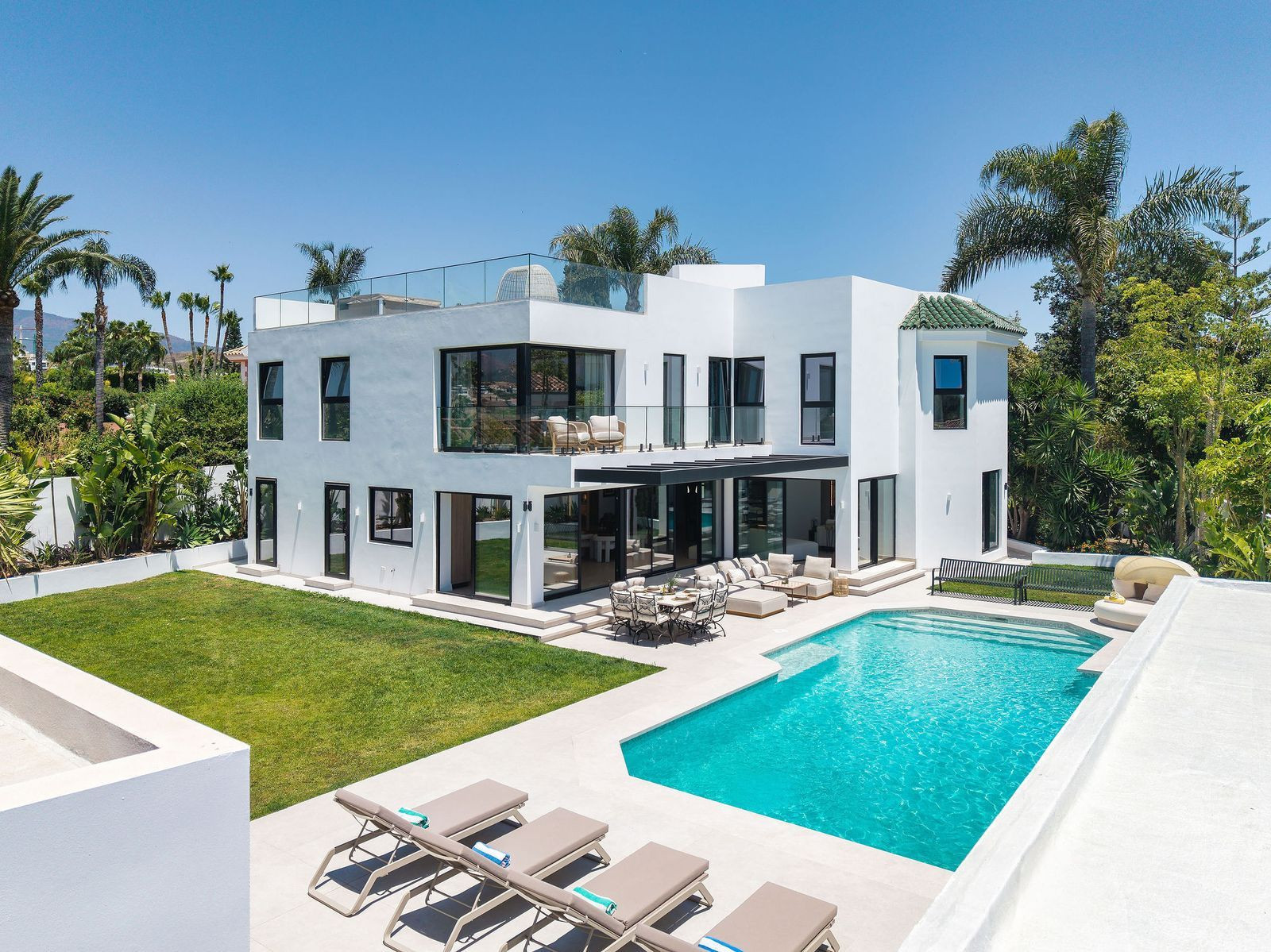  Image of Villa - 6 Bedrooms - 6 Bathrooms for sale in Malaga-Estepona-Spain, Image 36