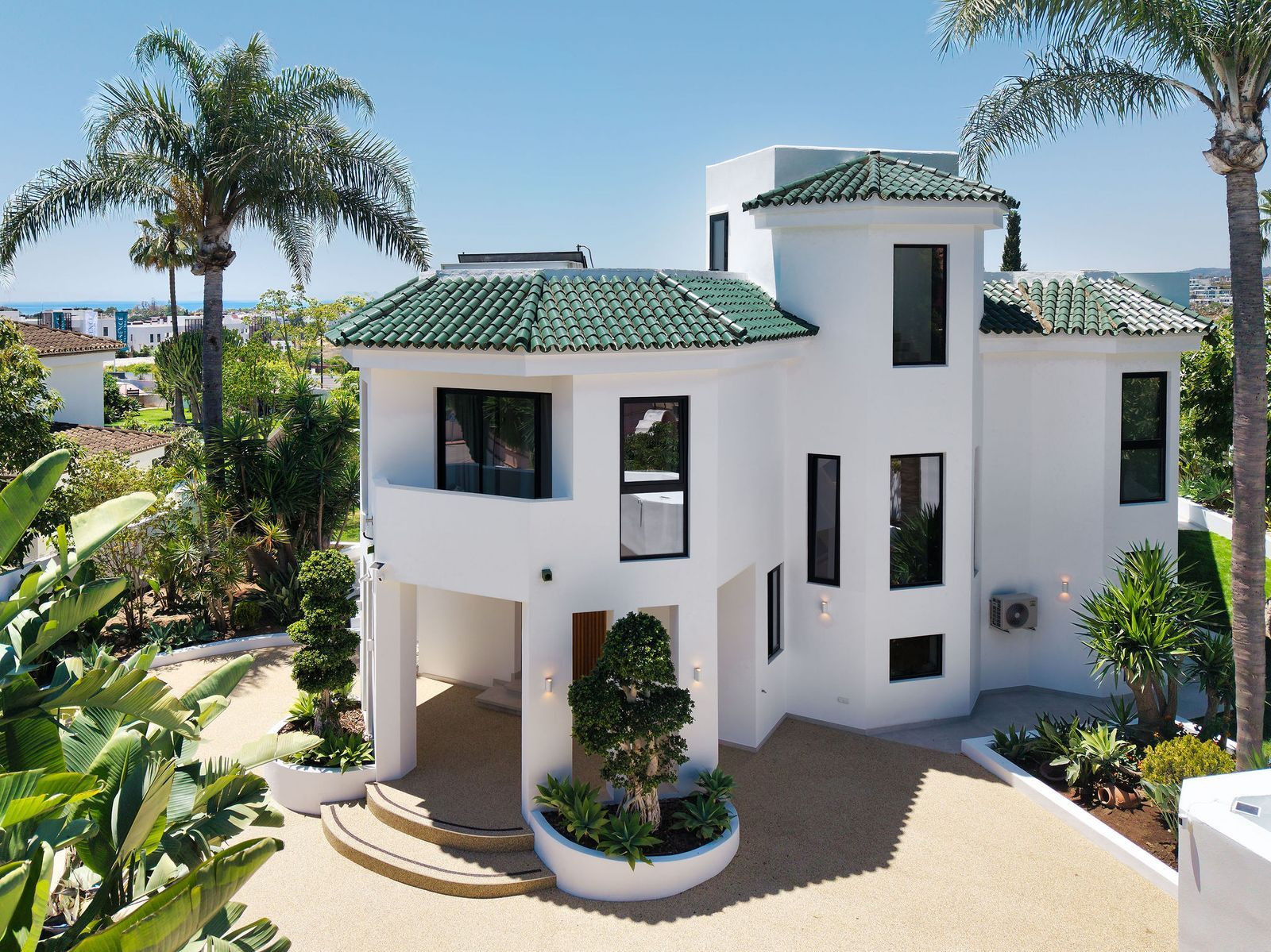  Image of Villa - 6 Bedrooms - 6 Bathrooms for sale in Malaga-Estepona-Spain, Image 41
