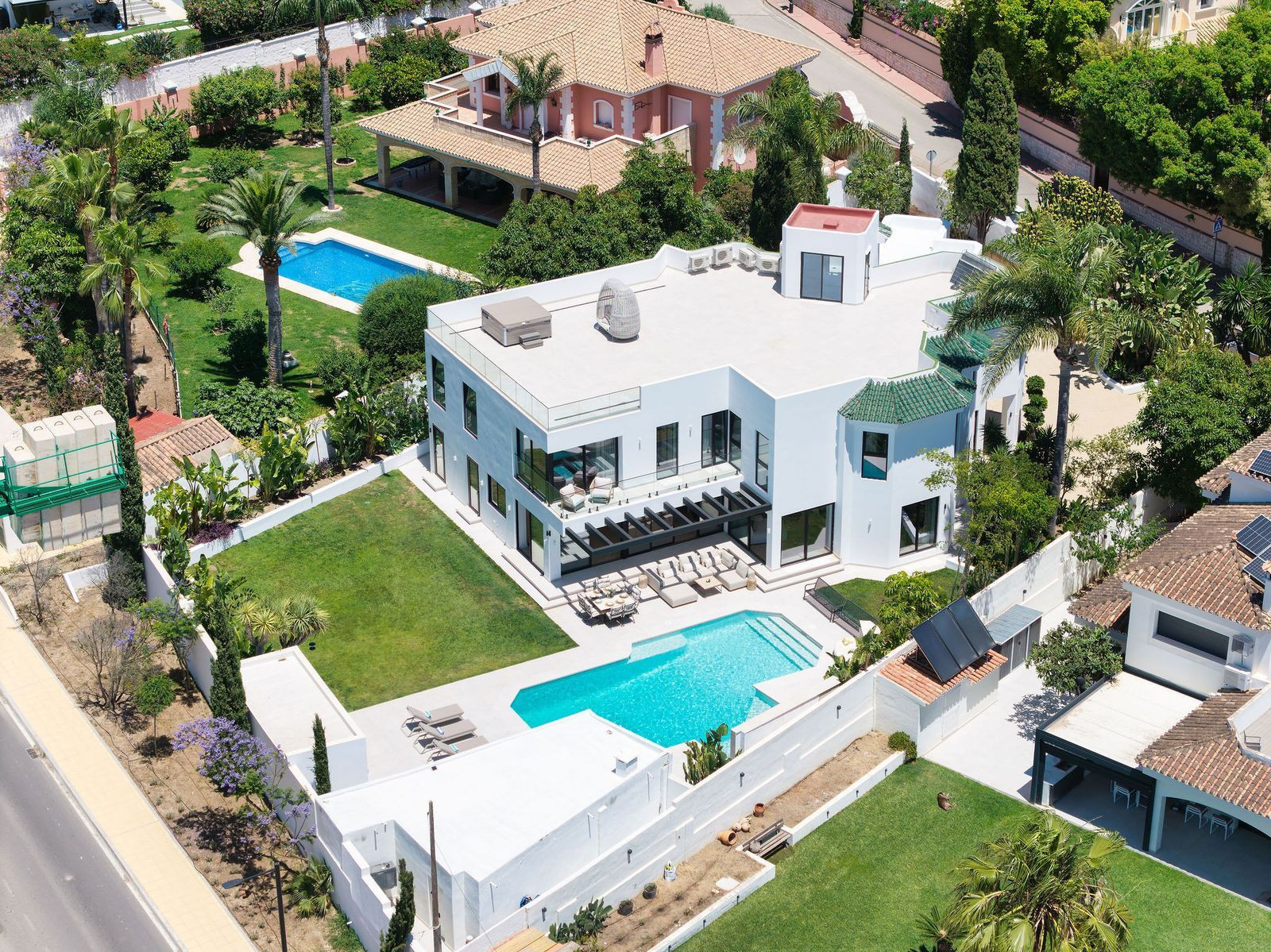  Image of Villa - 6 Bedrooms - 6 Bathrooms for sale in Malaga-Estepona-Spain, Image 38