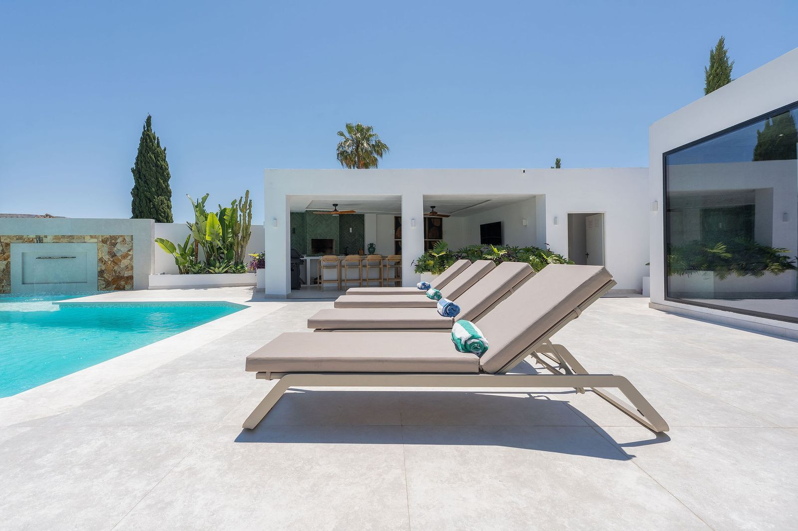  Image of Villa - 6 Bedrooms - 6 Bathrooms for sale in Malaga-Estepona-Spain, Image 35