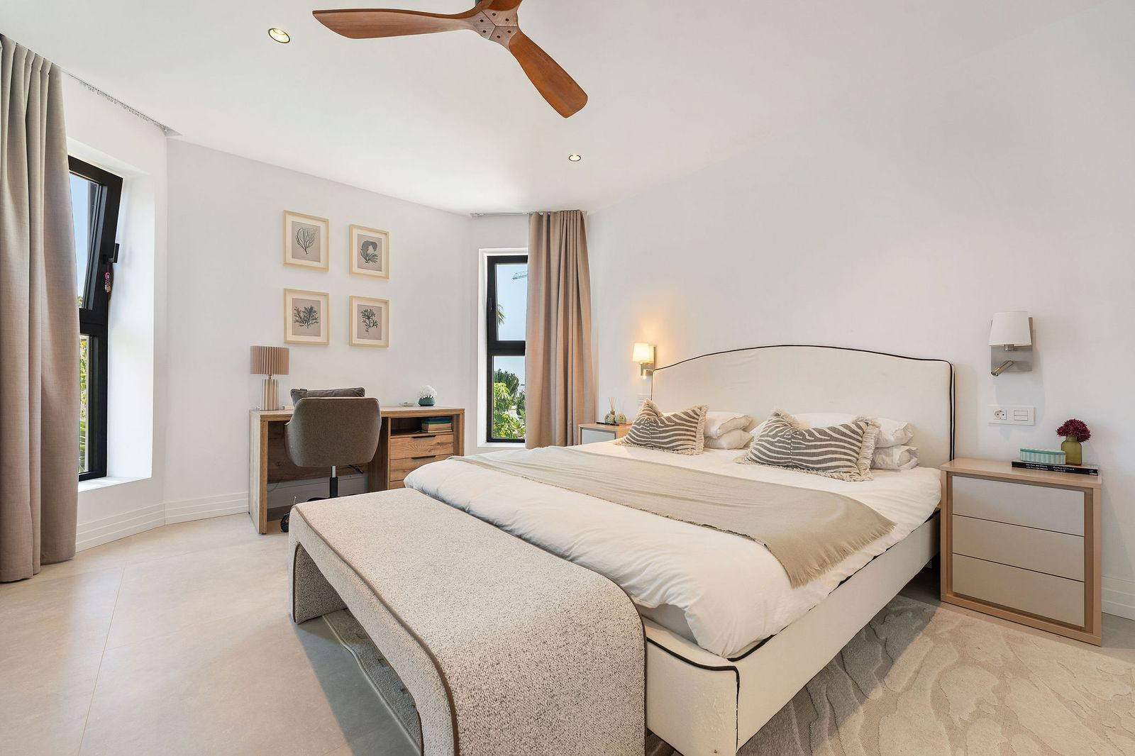 Image of Villa - 6 Bedrooms - 6 Bathrooms for sale in Malaga-Estepona-Spain, Image 14