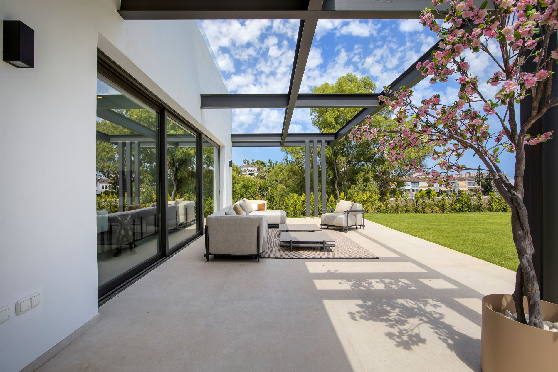  Image of Villa - 6 Bedrooms - 6 Bathrooms for sale in Malaga-Benahavis-Spain, Image 48