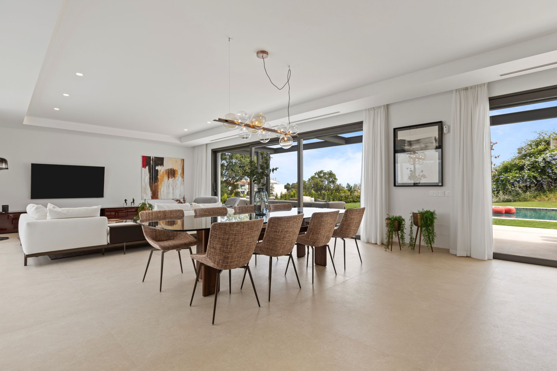  Image of Villa - 6 Bedrooms - 6 Bathrooms for sale in Malaga-Benahavis-Spain, Image 7