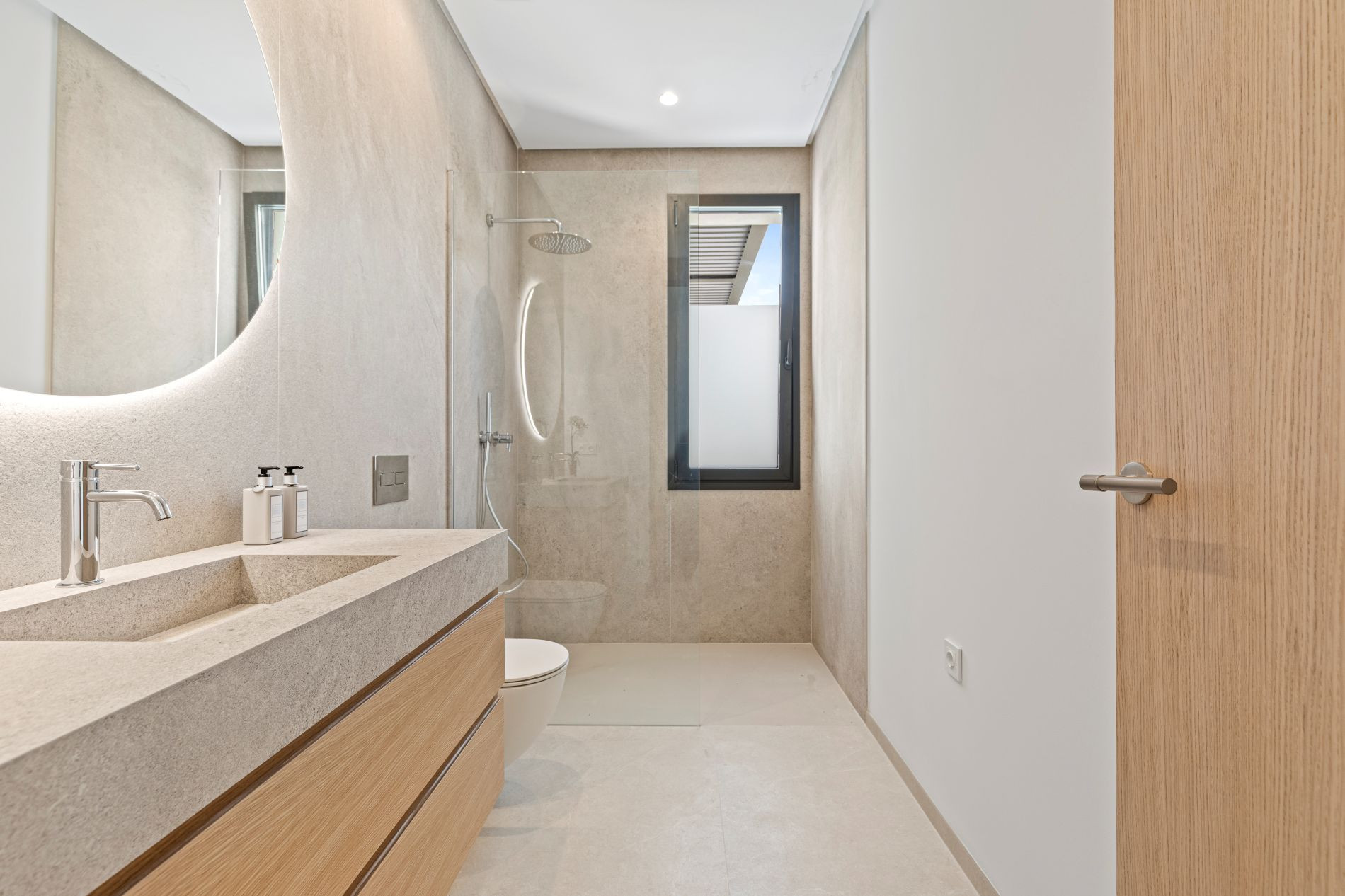  Image of Villa - 6 Bedrooms - 6 Bathrooms for sale in Malaga-Benahavis-Spain, Image 22