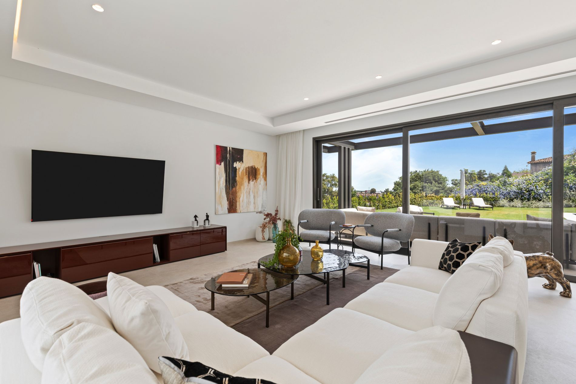 Image of Villa - 6 Bedrooms - 6 Bathrooms for Sale in Malaga-Benahavis-Spain, Image 4