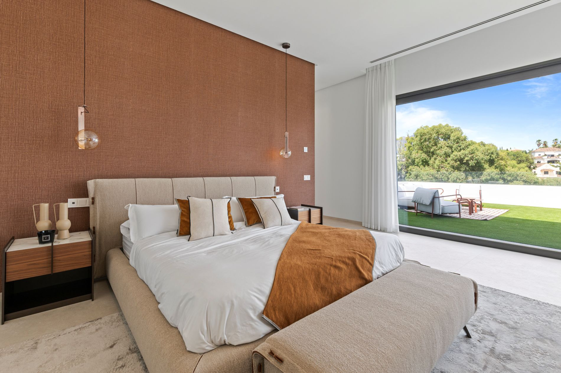 Image of Villa - 6 Bedrooms - 6 Bathrooms for sale in Malaga-Benahavis-Spain, Image 12