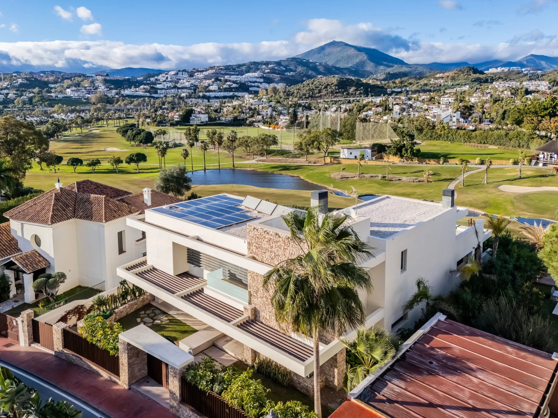Image of Villa - 7 Bedrooms - 6 Bathrooms for Sale in Malaga-Marbella-Spain, Image 2