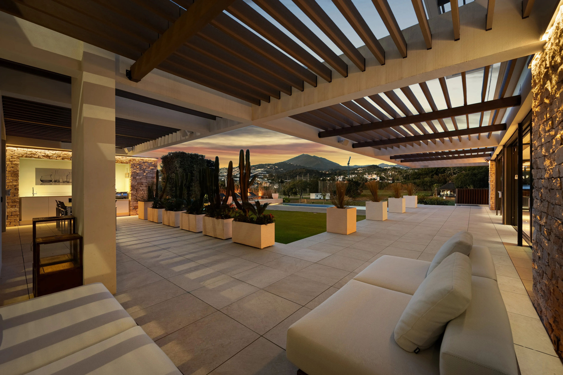  Image of Villa - 7 Bedrooms - 6 Bathrooms for sale in Malaga-Marbella-Spain, Image 24