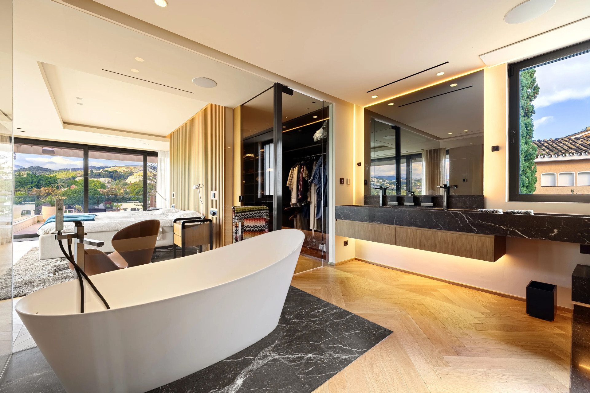  Image of Villa - 7 Bedrooms - 6 Bathrooms for sale in Malaga-Marbella-Spain, Image 13