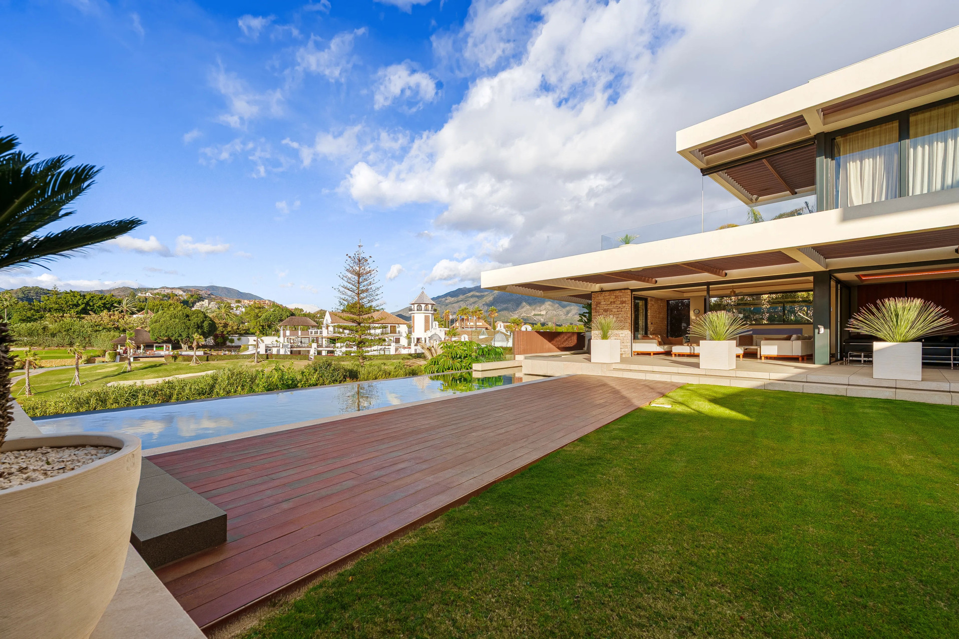  Image of Villa - 7 Bedrooms - 6 Bathrooms for sale in Malaga-Marbella-Spain, Image 14